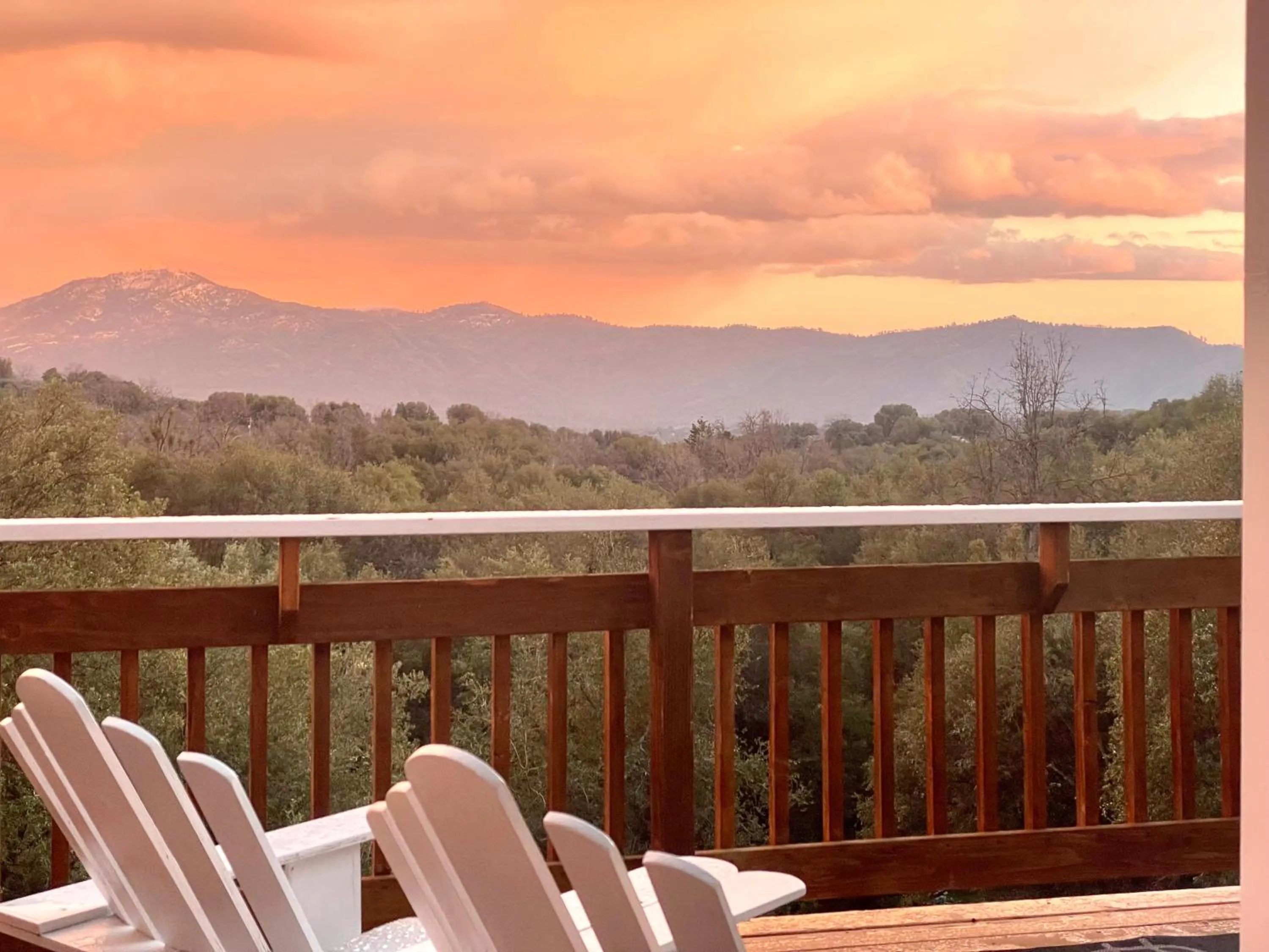 Balcony/Terrace in Sierra Mountain Lodge - Vacation Rentals - Yosemite