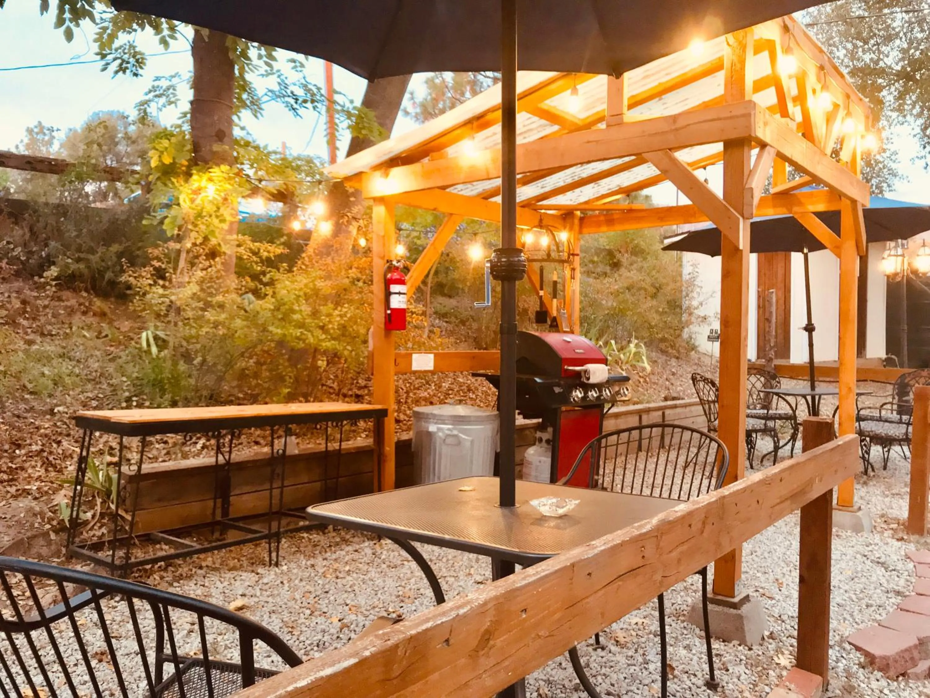 BBQ facilities in Sierra Mountain Lodge - Vacation Rentals - Yosemite