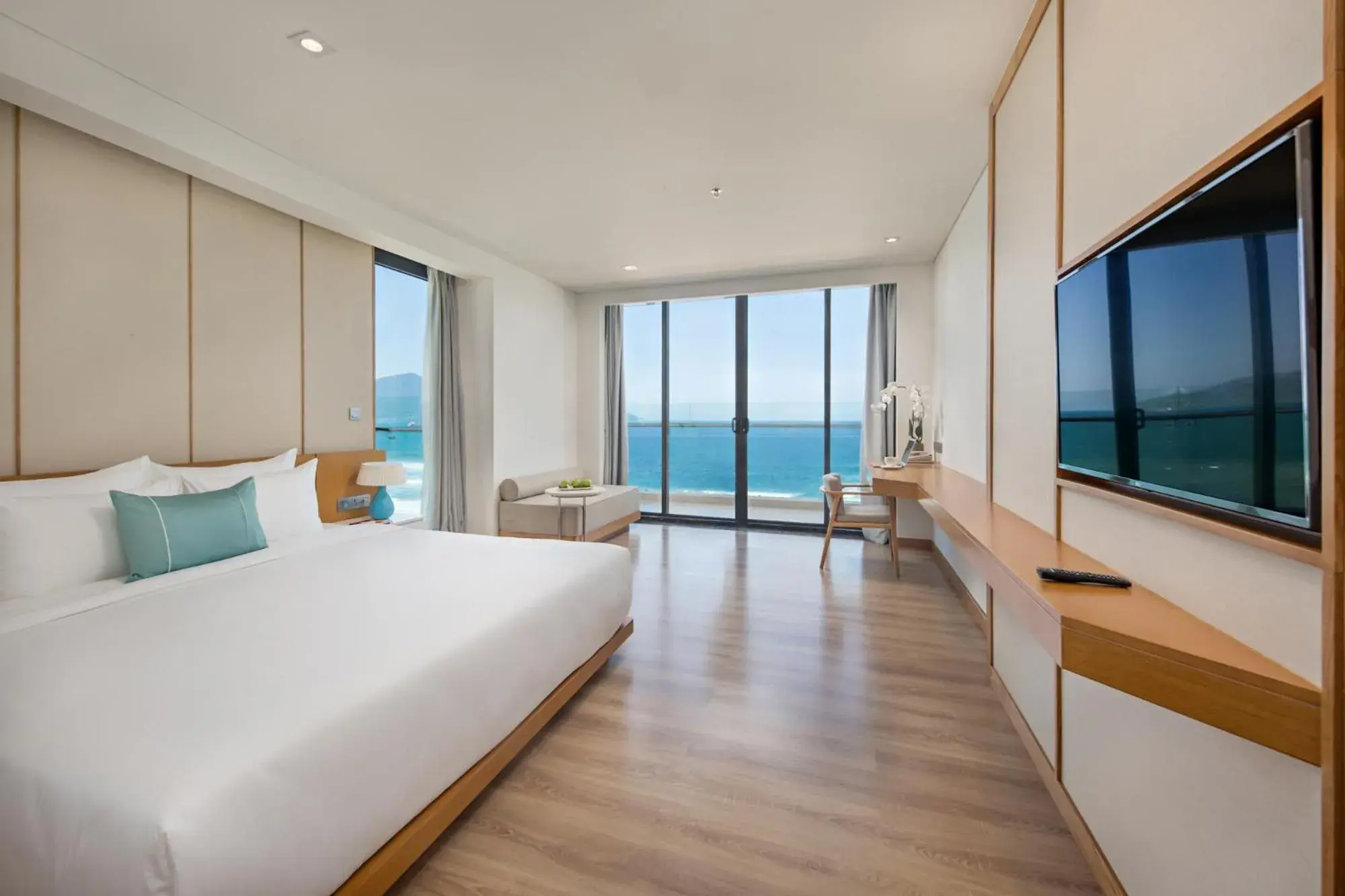 Photo of the whole room, Bed in TMS Hotel Da Nang Beach Photo of the whole room, Bed in TMS Hotel Da Nang Beach