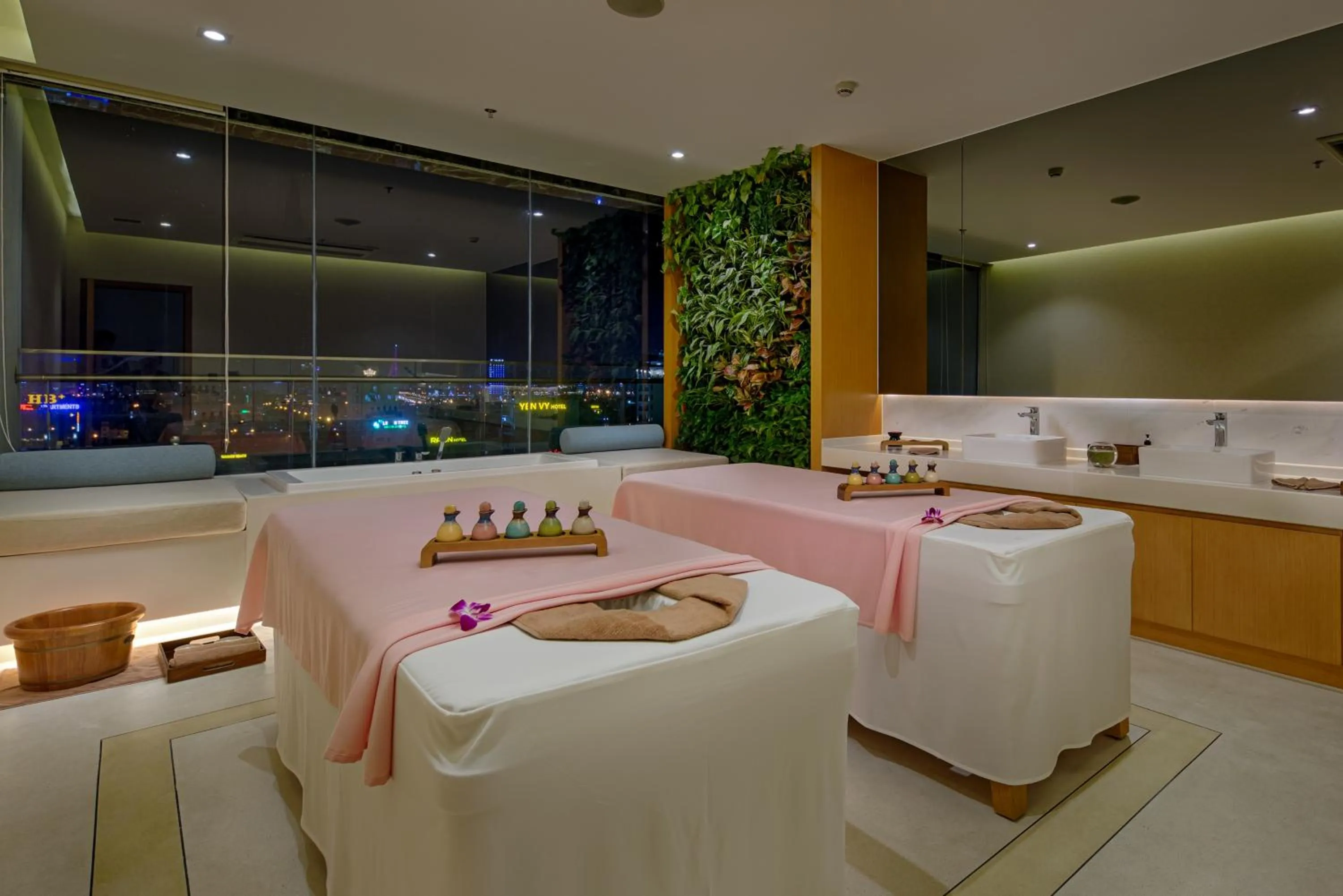 Massage in TMS Hotel Da Nang Beach