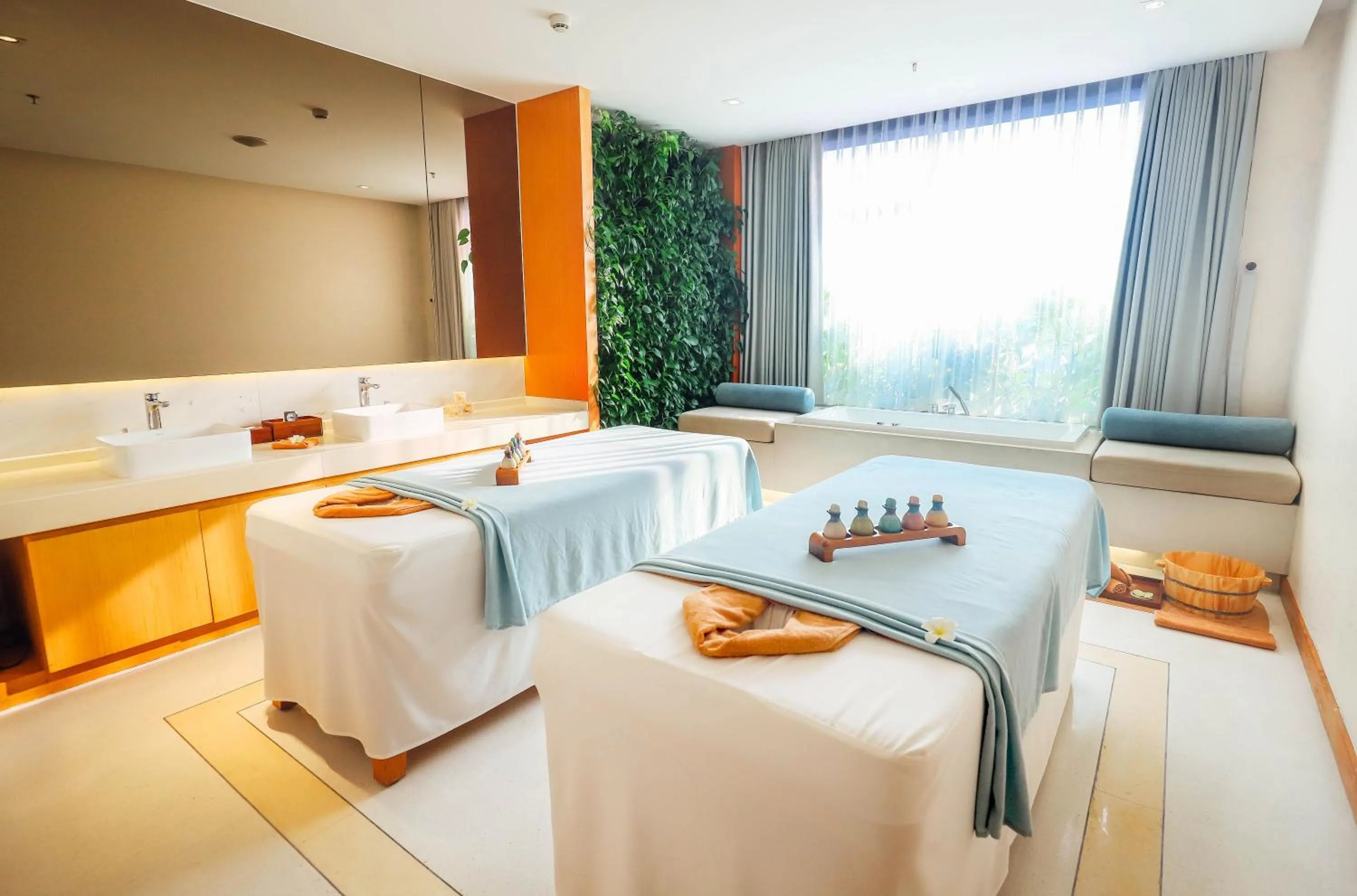 Massage, Bed in TMS Hotel Da Nang Beach