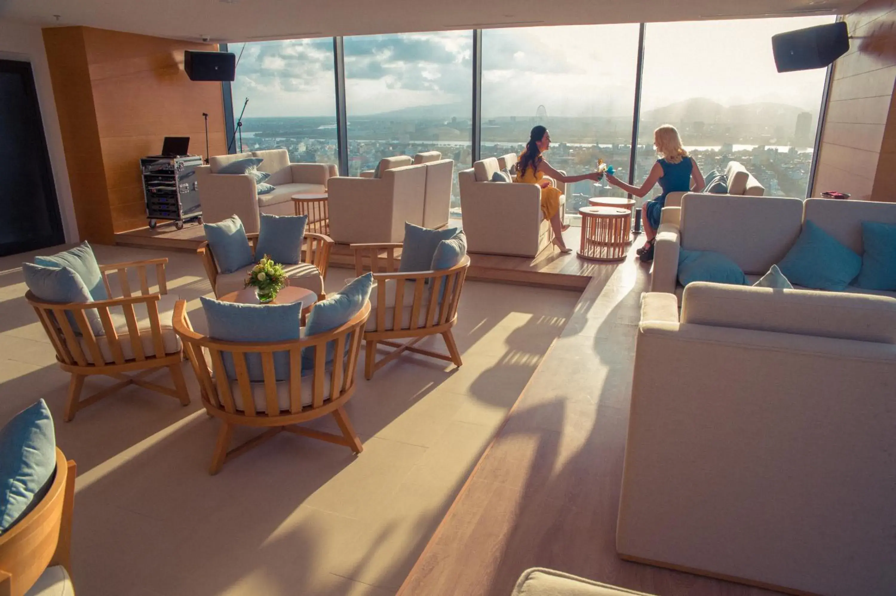 Lounge or bar in TMS Hotel Da Nang Beach Lounge or bar in TMS Hotel Da Nang Beach