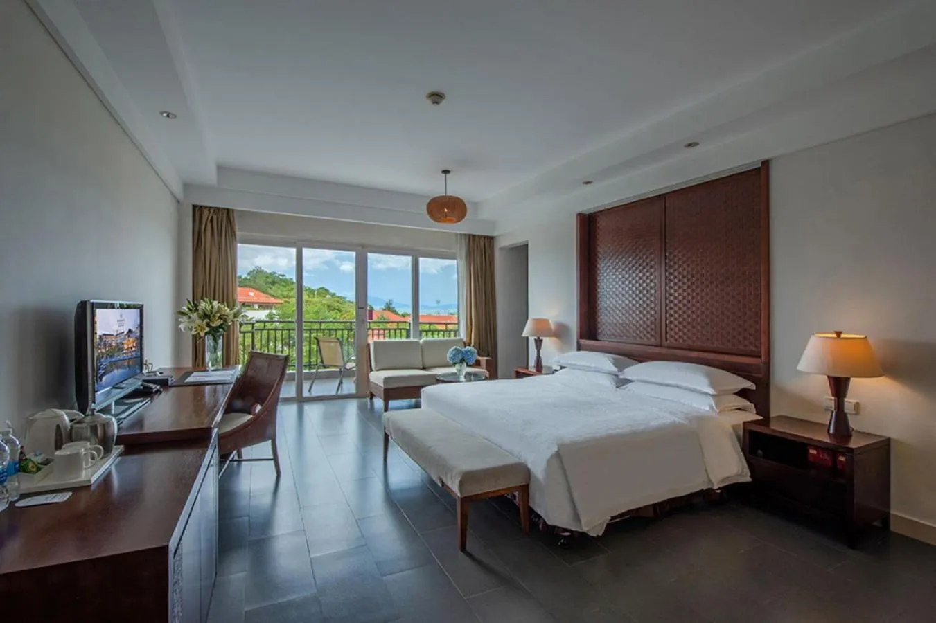 Property building in Sheraton Huizhou Beach Resort