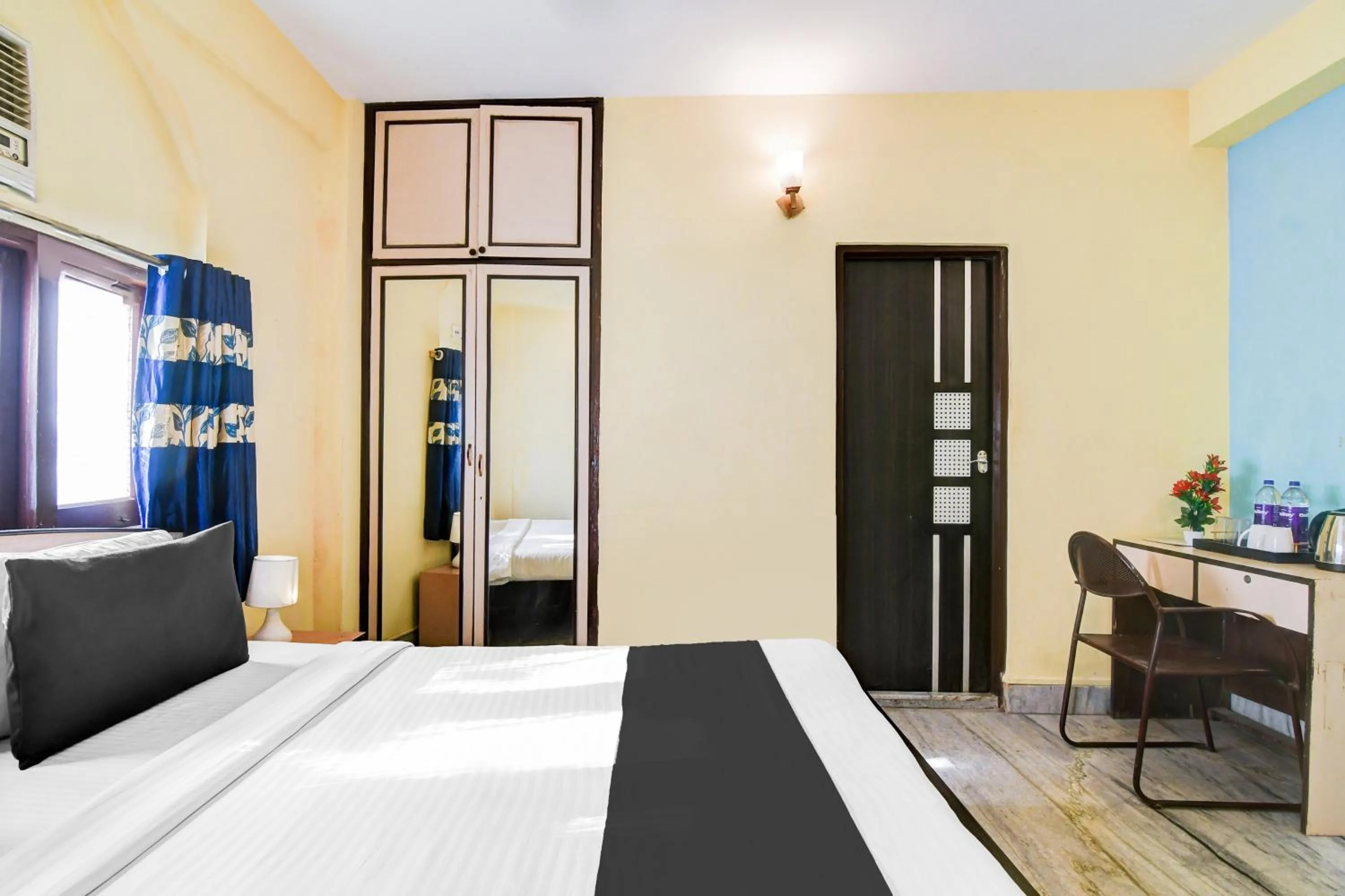 Bedroom, Bed in Super Hotel O Alipore Near Chetla Formerly Alipore Guest House