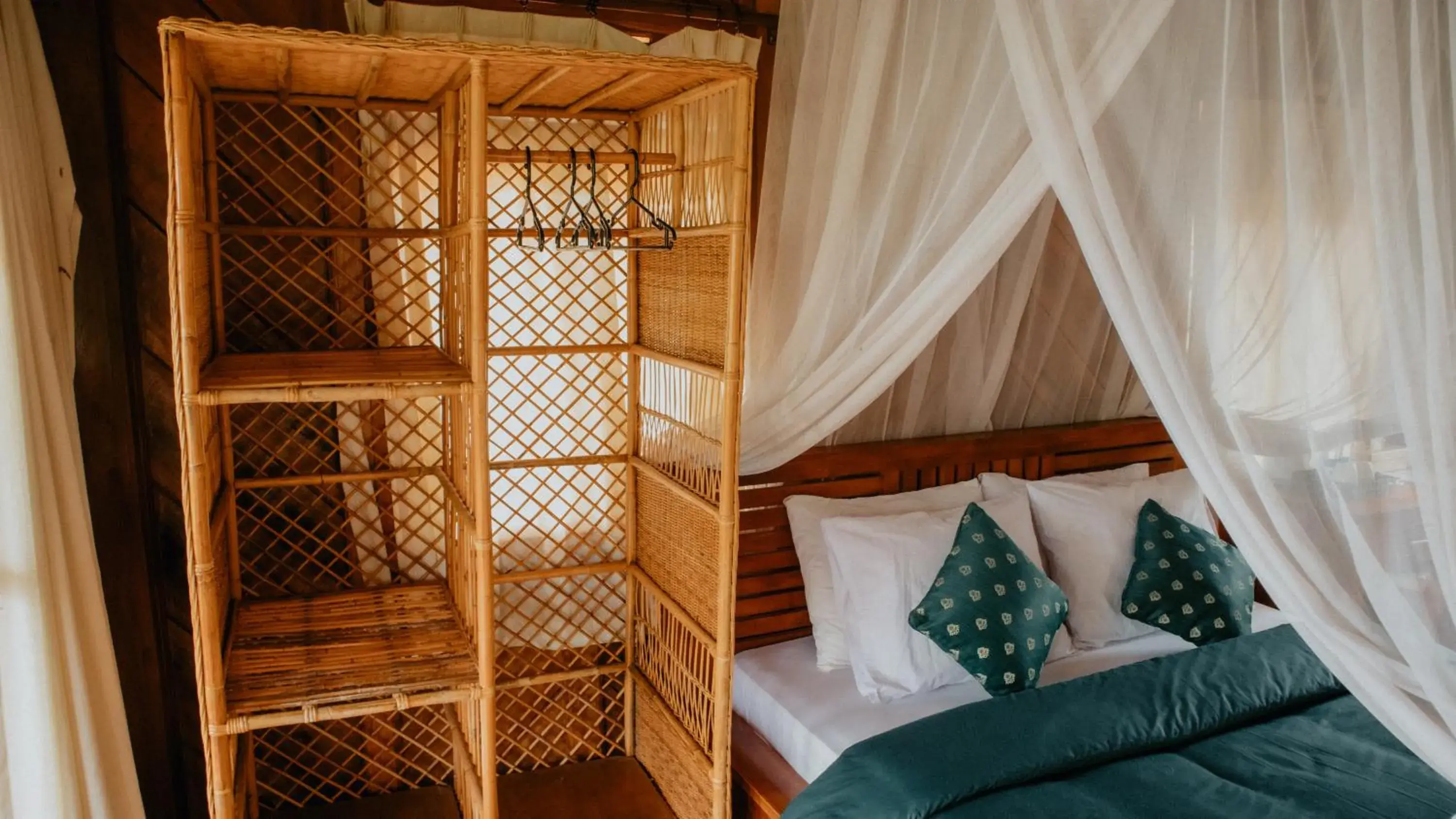 wardrobe, Bed in Puri Sunny Munduk , North Bali wardrobe, Bed in Puri Sunny Munduk , North Bali