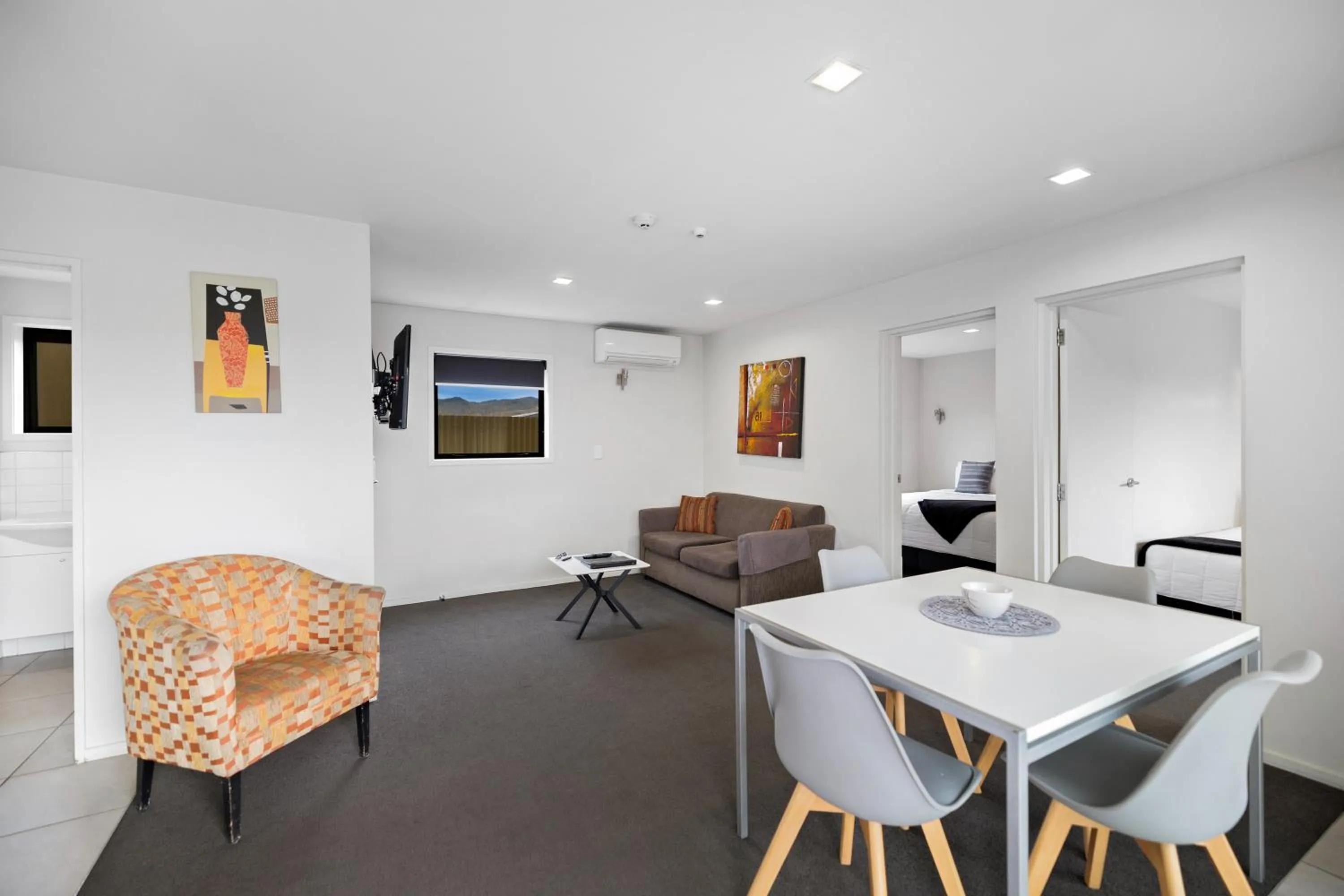 Living room in Avenue Motel