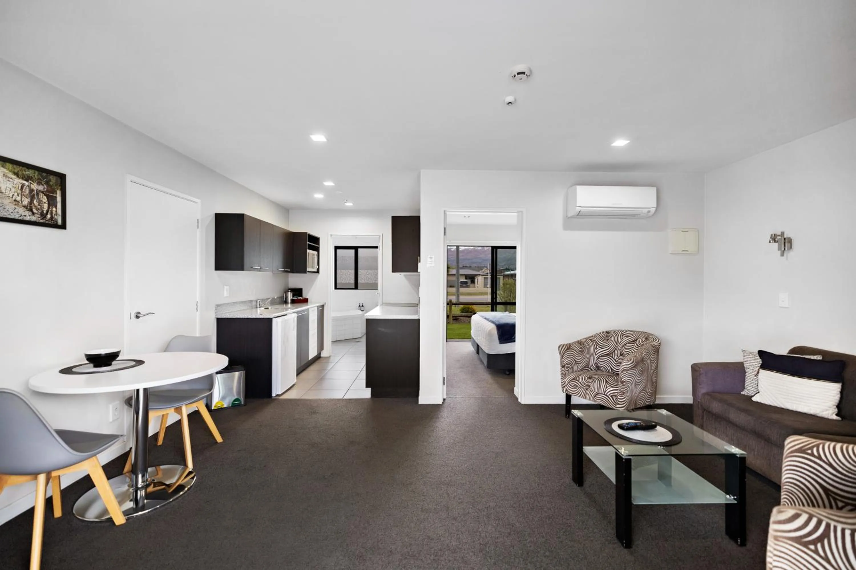 Living room in Avenue Motel