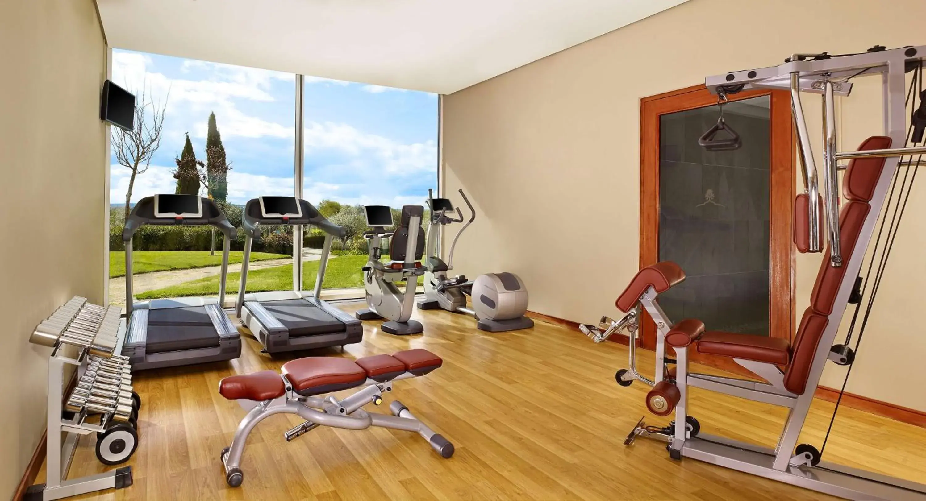 Fitness centre/facilities in Convento do Espinheiro, Historic Hotel & Spa Fitness centre/facilities in Convento do Espinheiro, Historic Hotel & Spa
