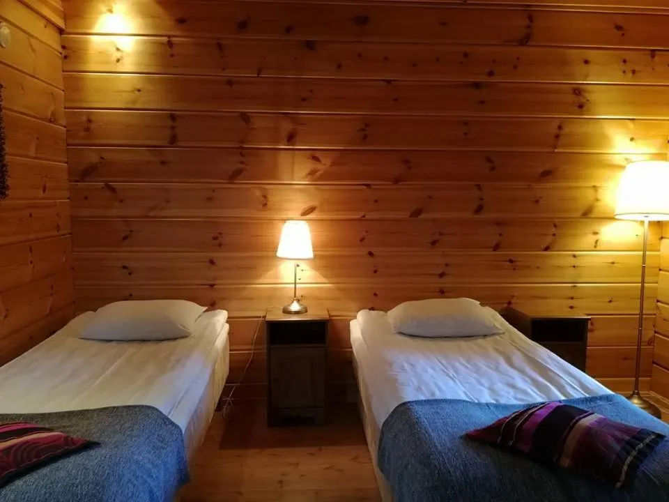 Bed in Santa's Little Village - Hotel Uitonniemi