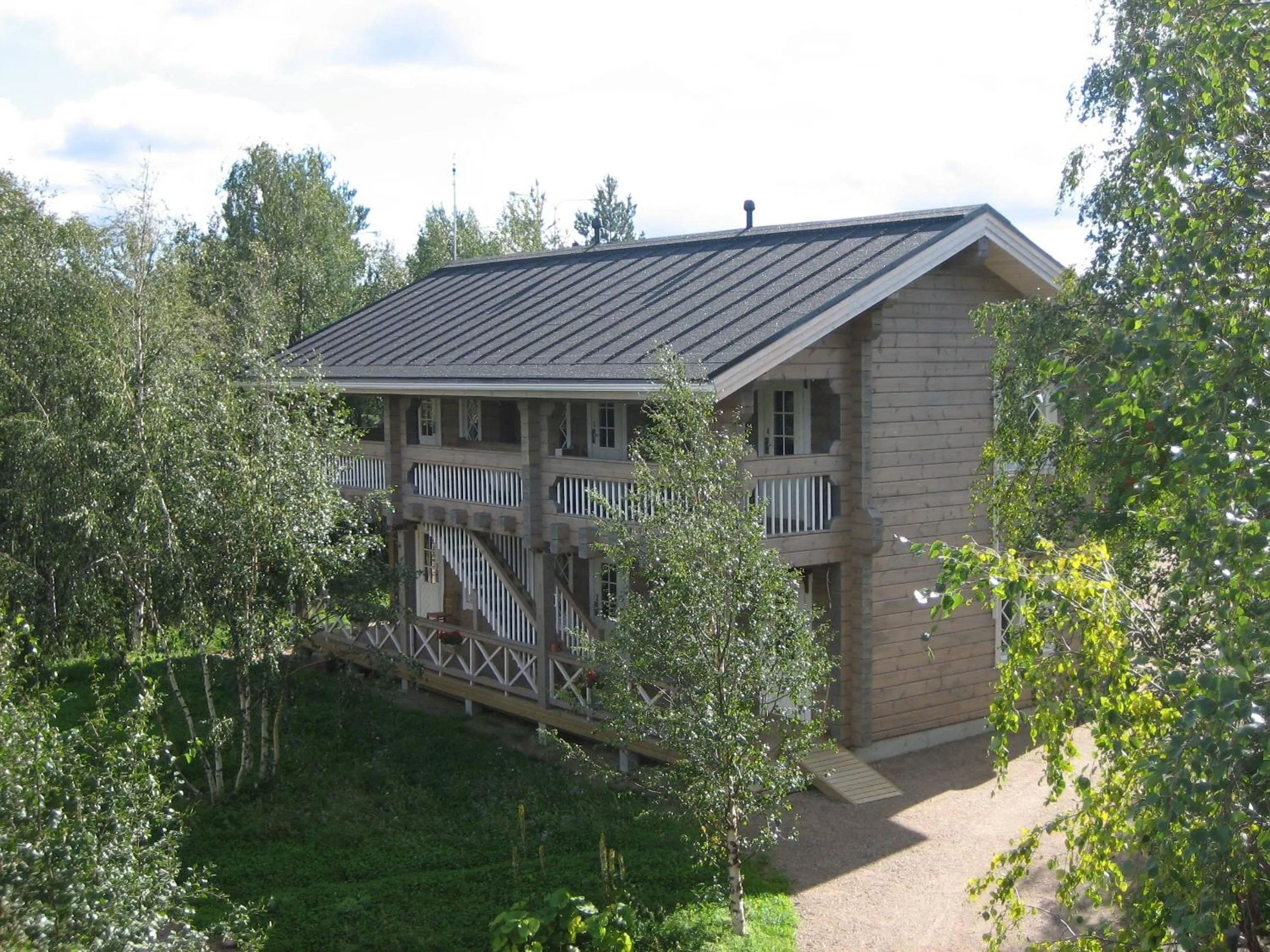 Facade/entrance in Santa's Little Village - Hotel Uitonniemi