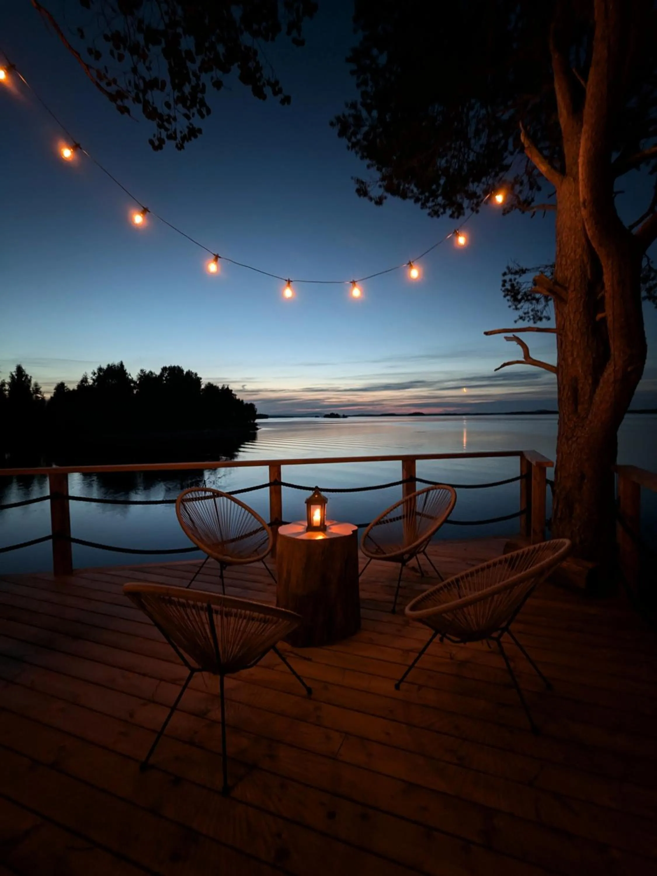 Patio in Santa's Little Village - Hotel Uitonniemi
