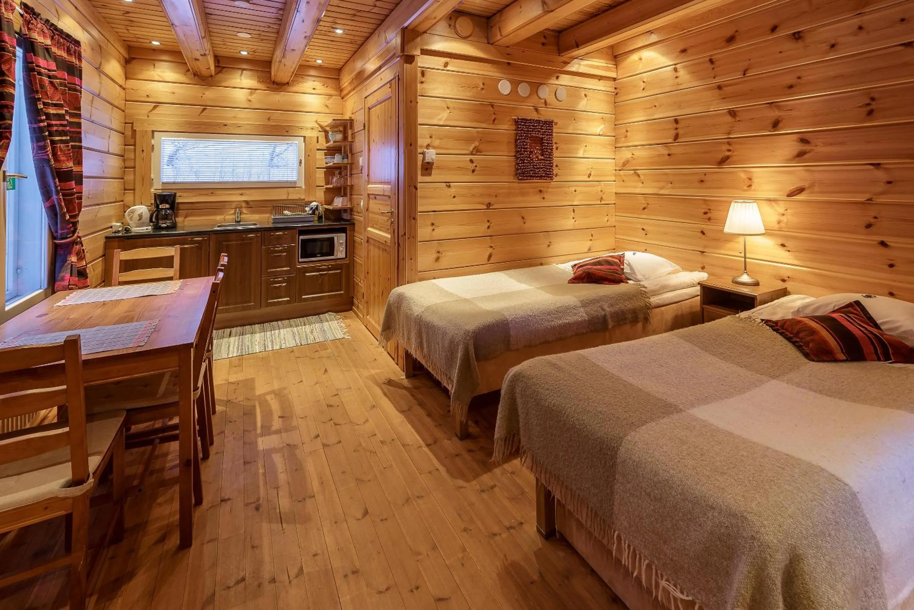 Coffee/tea facilities, Bed in Santa's Little Village - Hotel Uitonniemi