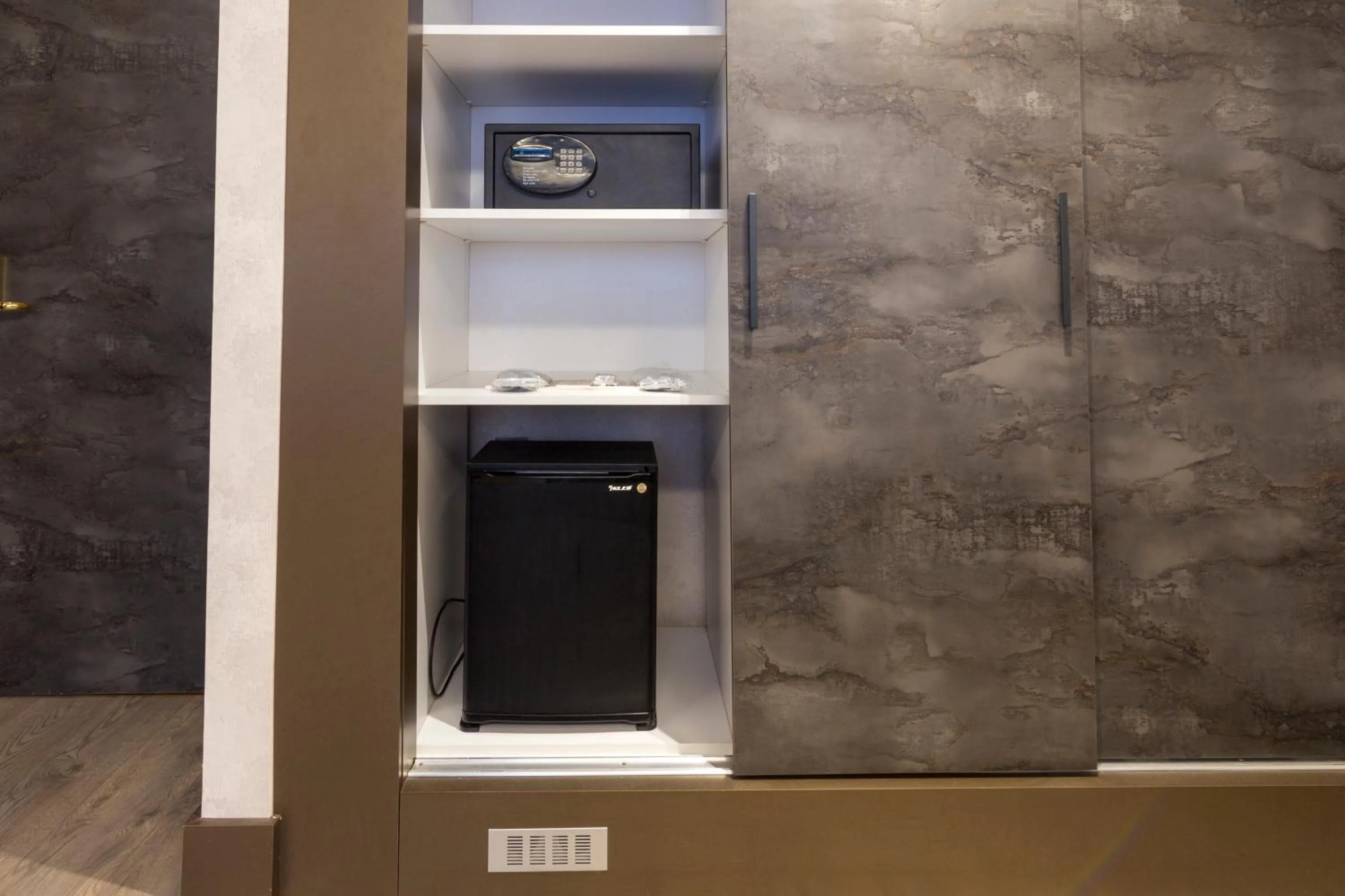 safe in Ankara Royal Hotel