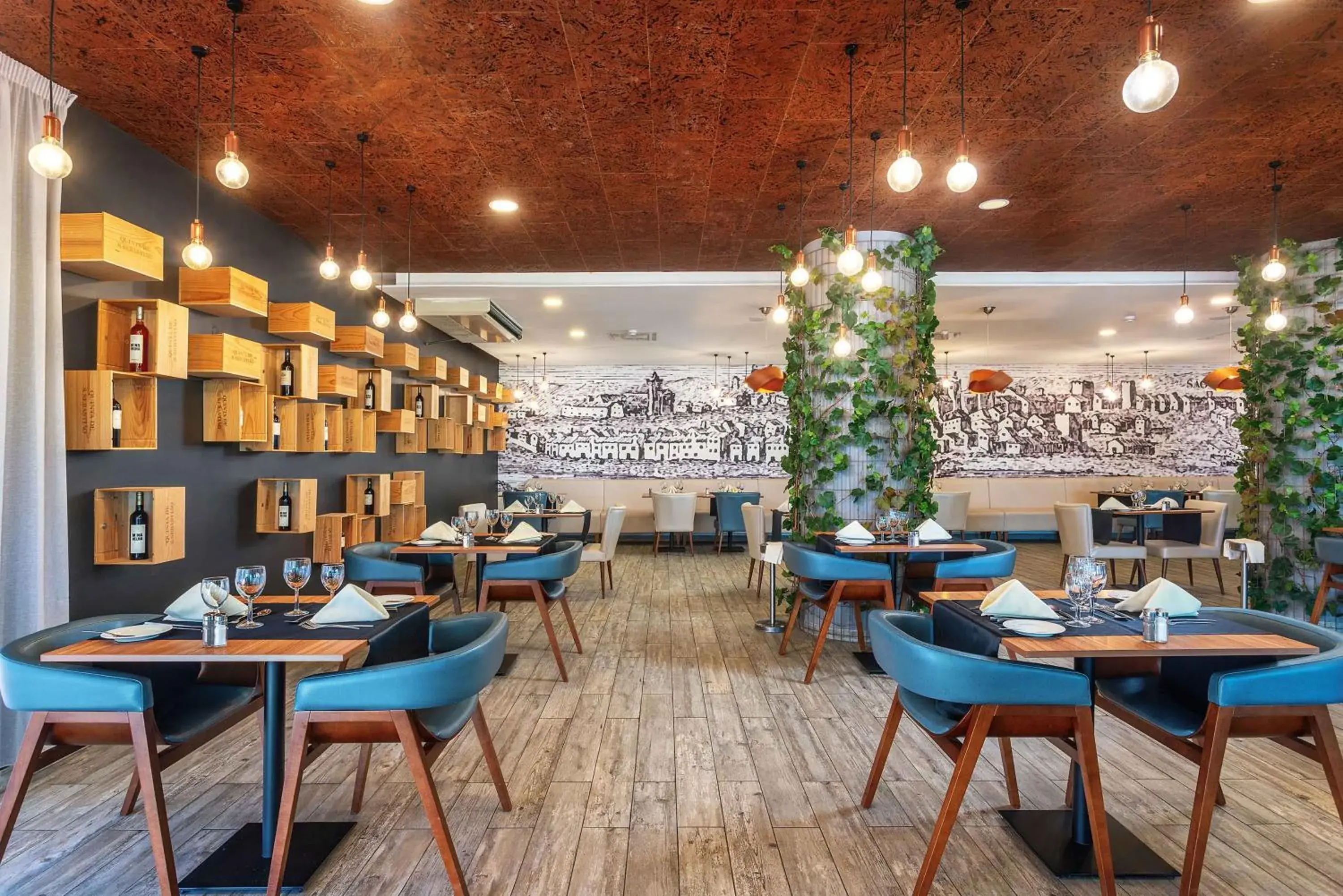 Restaurant/places to eat in AP Maria Nova Lounge - Adults Friendly Restaurant/places to eat in AP Maria Nova Lounge - Adults Friendly