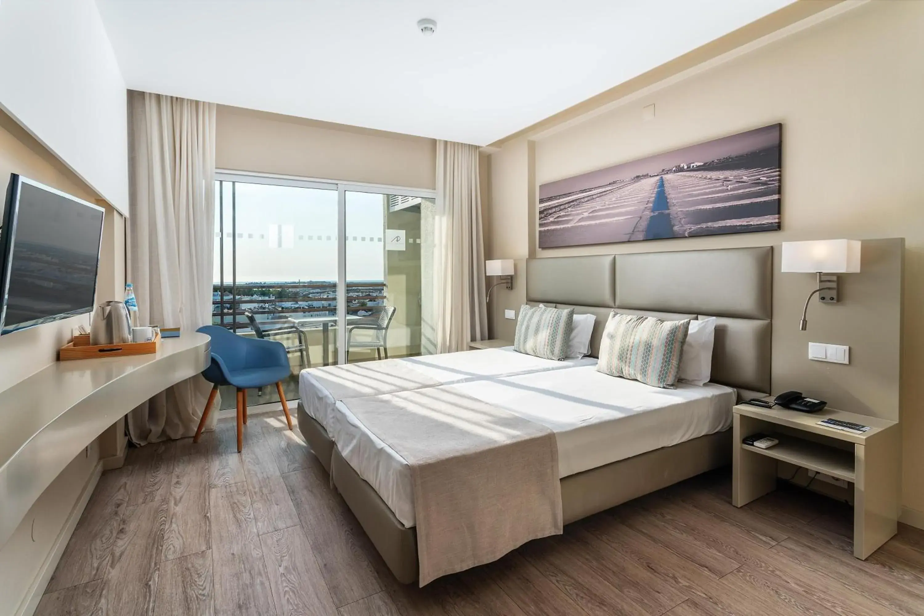 Other, Bed in AP Maria Nova Lounge - Adults Friendly Other, Bed in AP Maria Nova Lounge - Adults Friendly