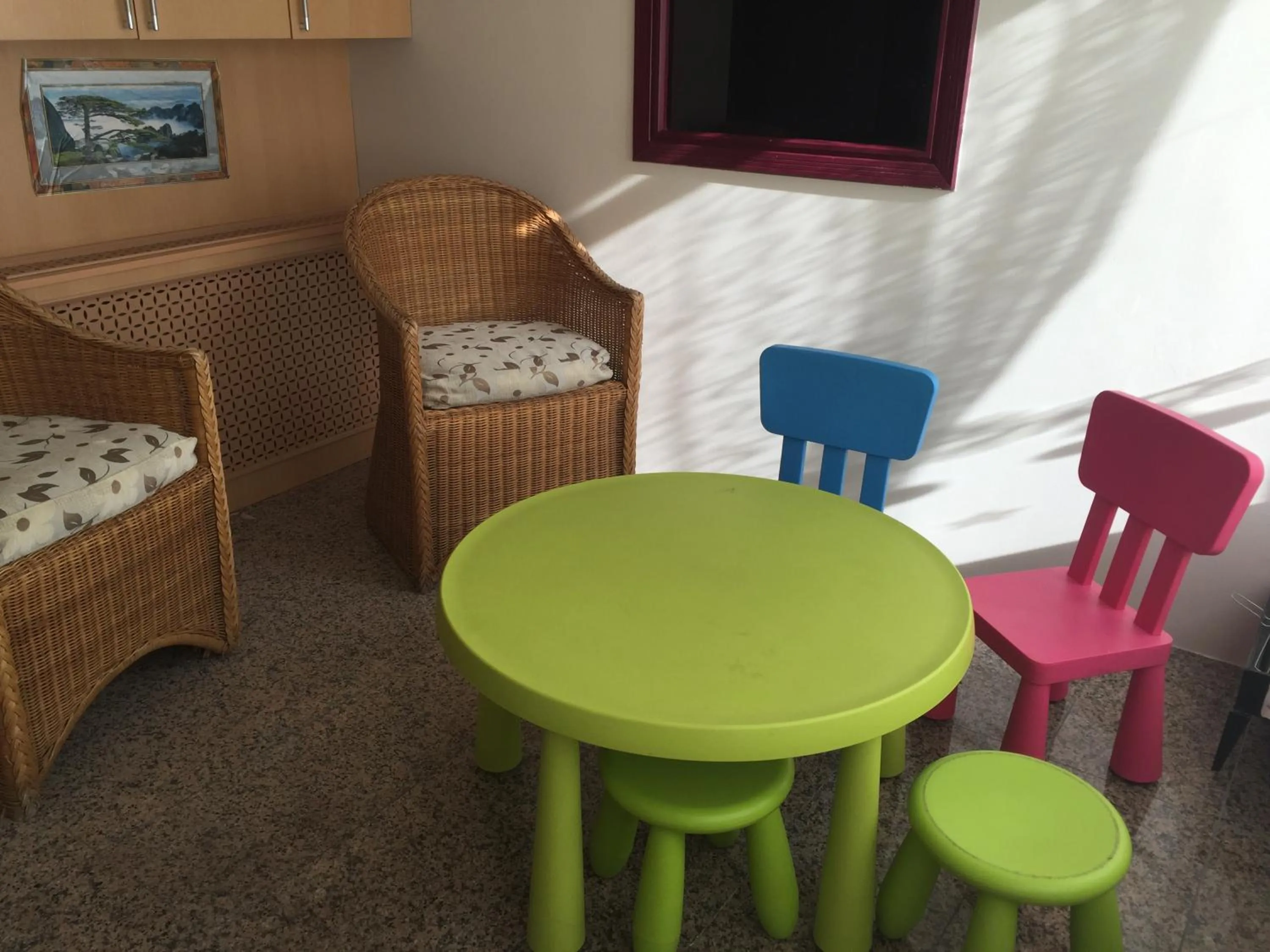 Dining area in Hotel Eken Prestige