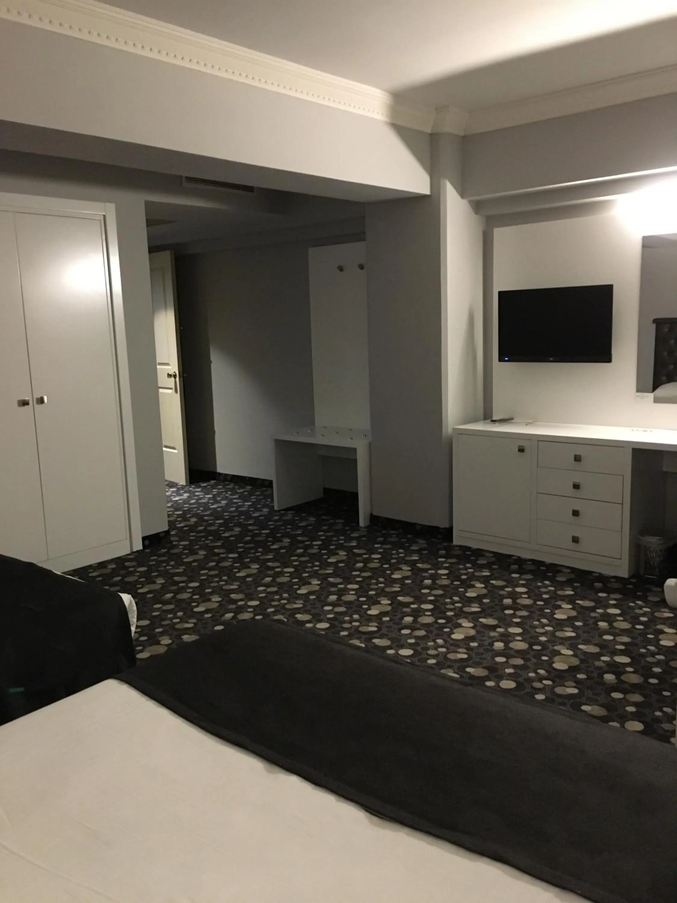 Photo of the whole room, Bed in Hotel Eken Prestige