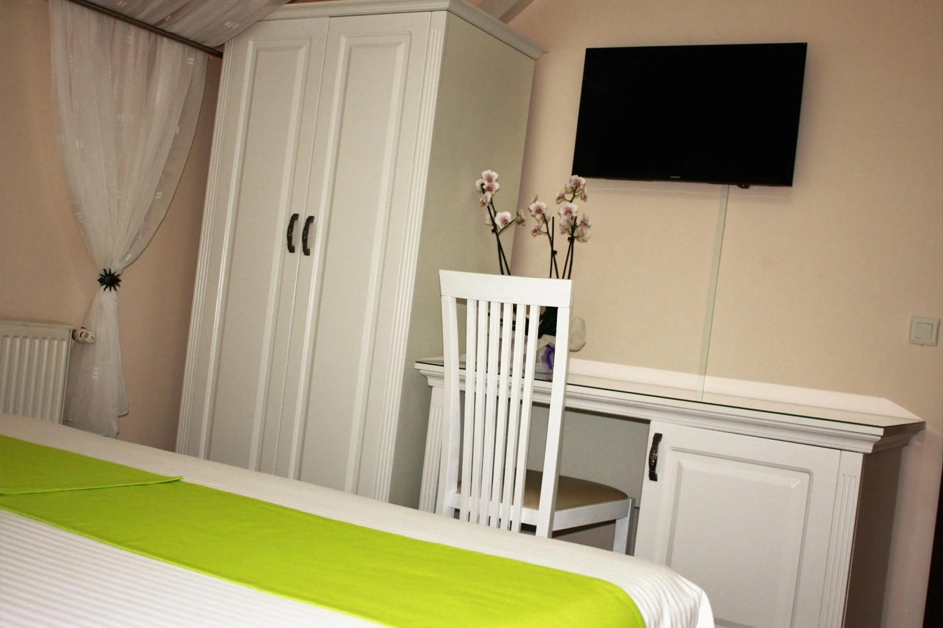 Bed in Silva House