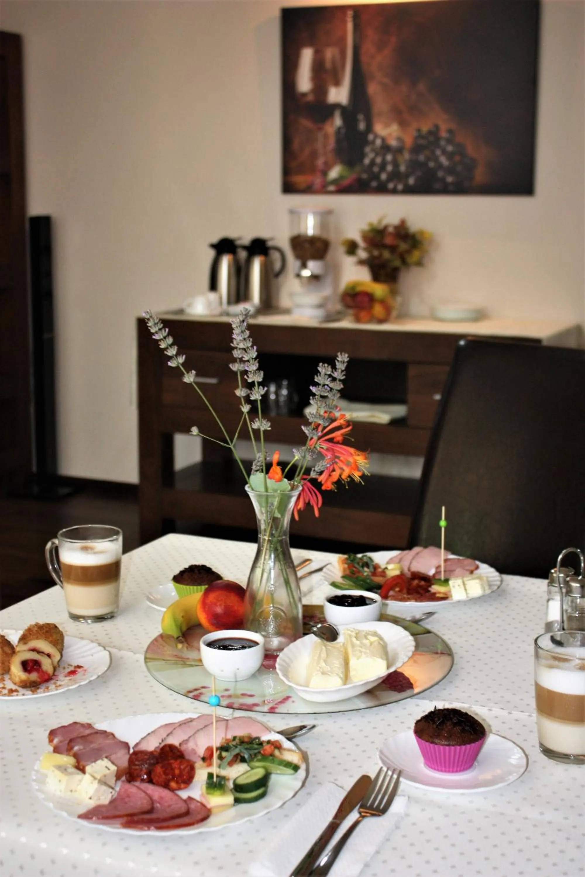 Breakfast in Silva House