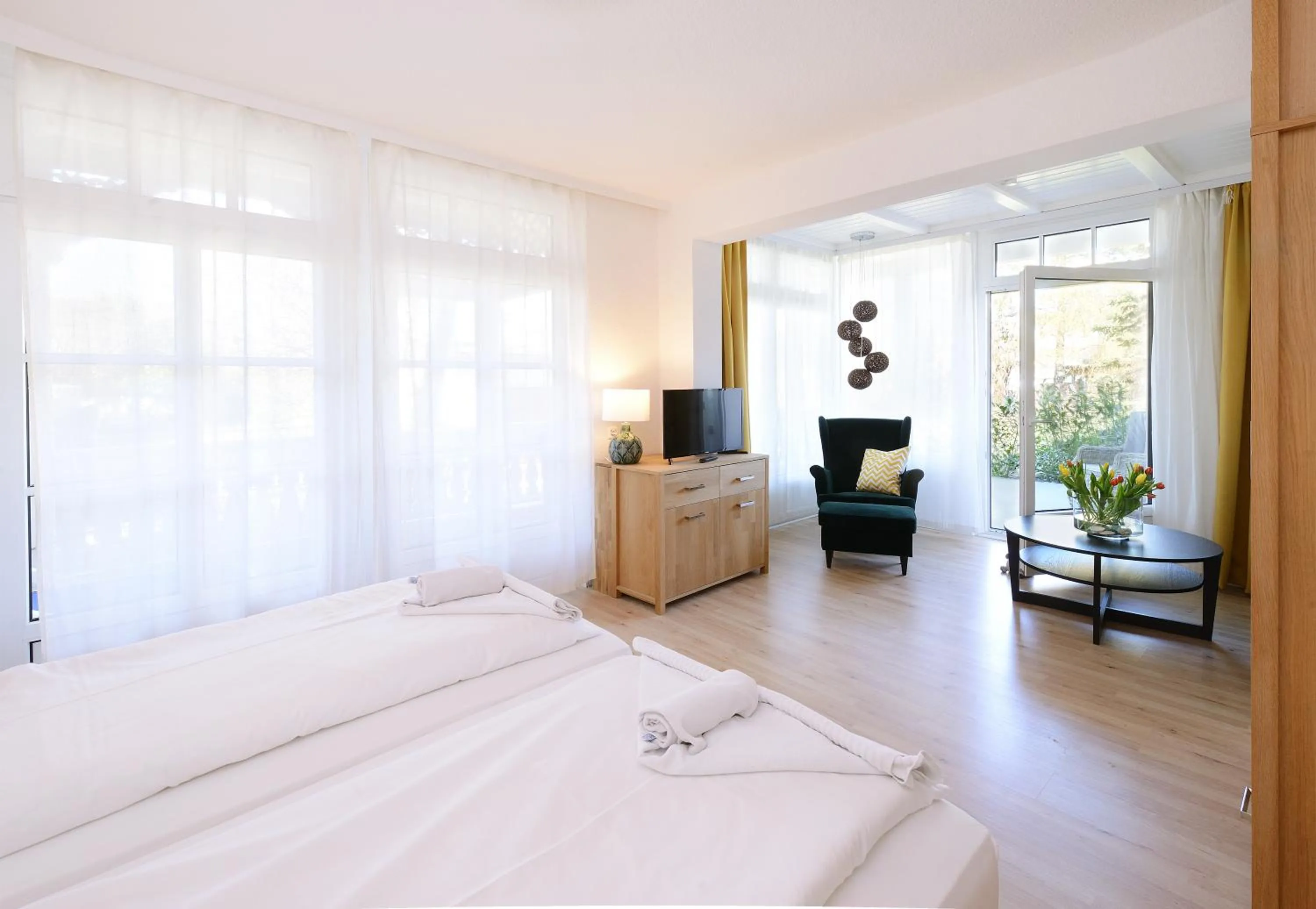 Photo of the whole room, Bed in Hotel Villa Granitz