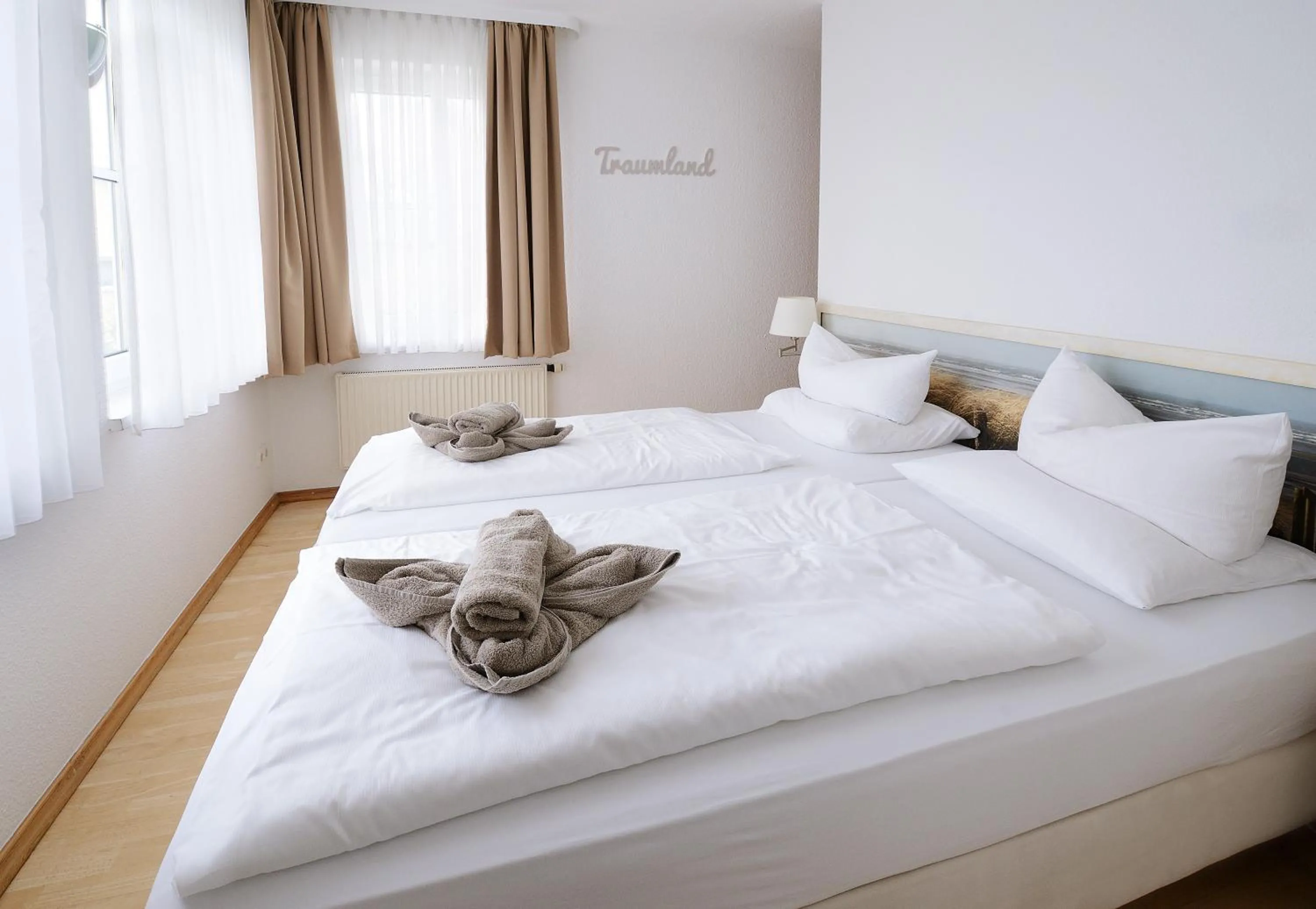 Bedroom, Bed in Hotel Villa Granitz