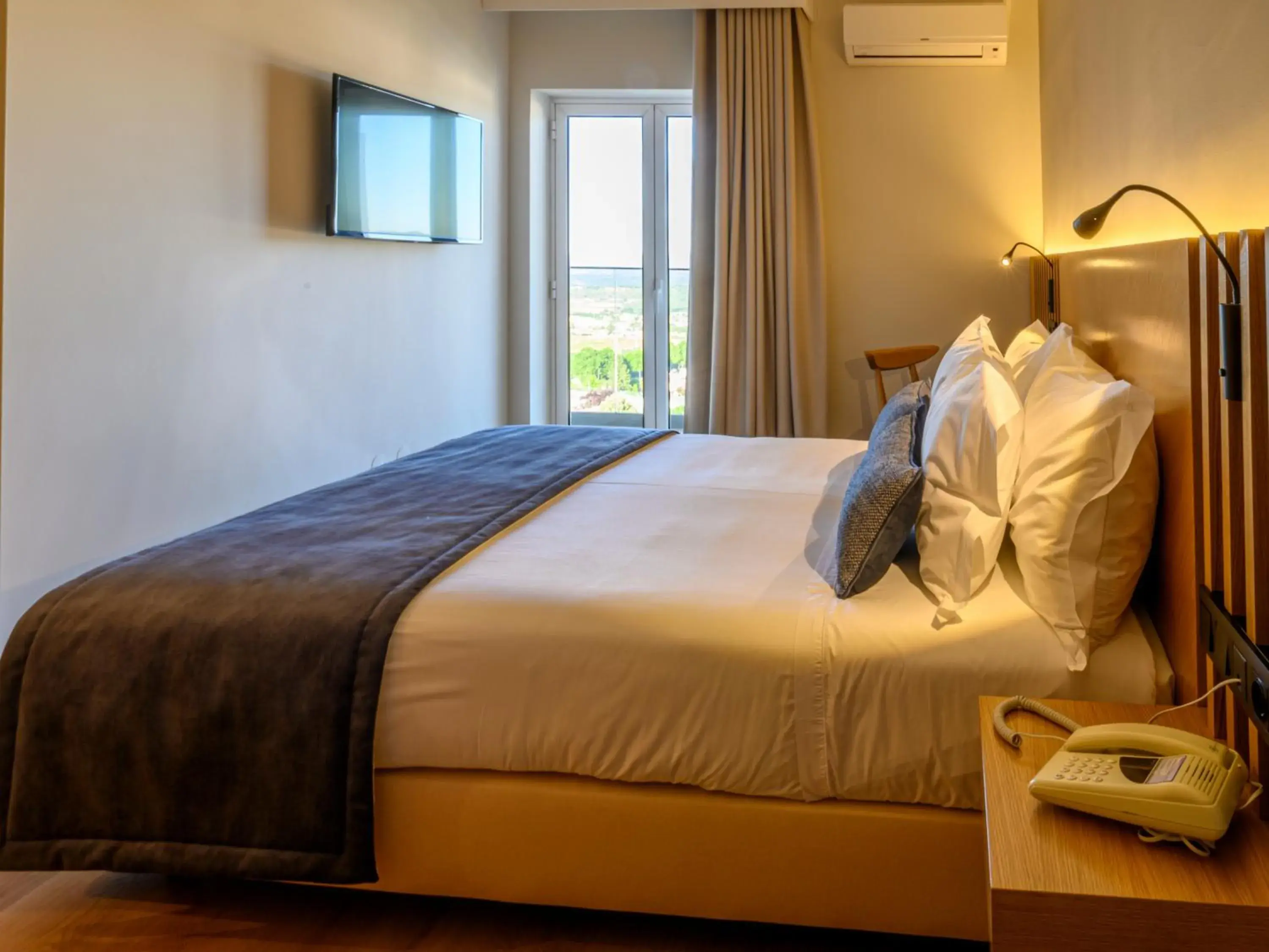 Bed in Santa Eufémia Covilhã Hotel Bed in Santa Eufémia Covilhã Hotel