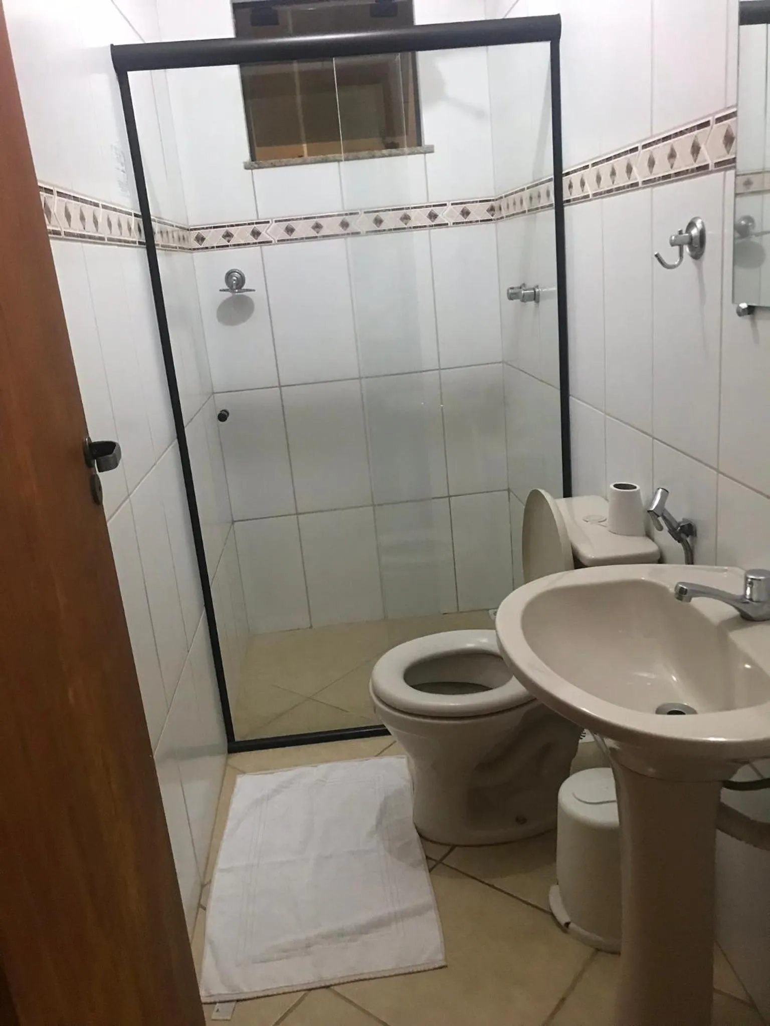 Shower in Hotel Colonial