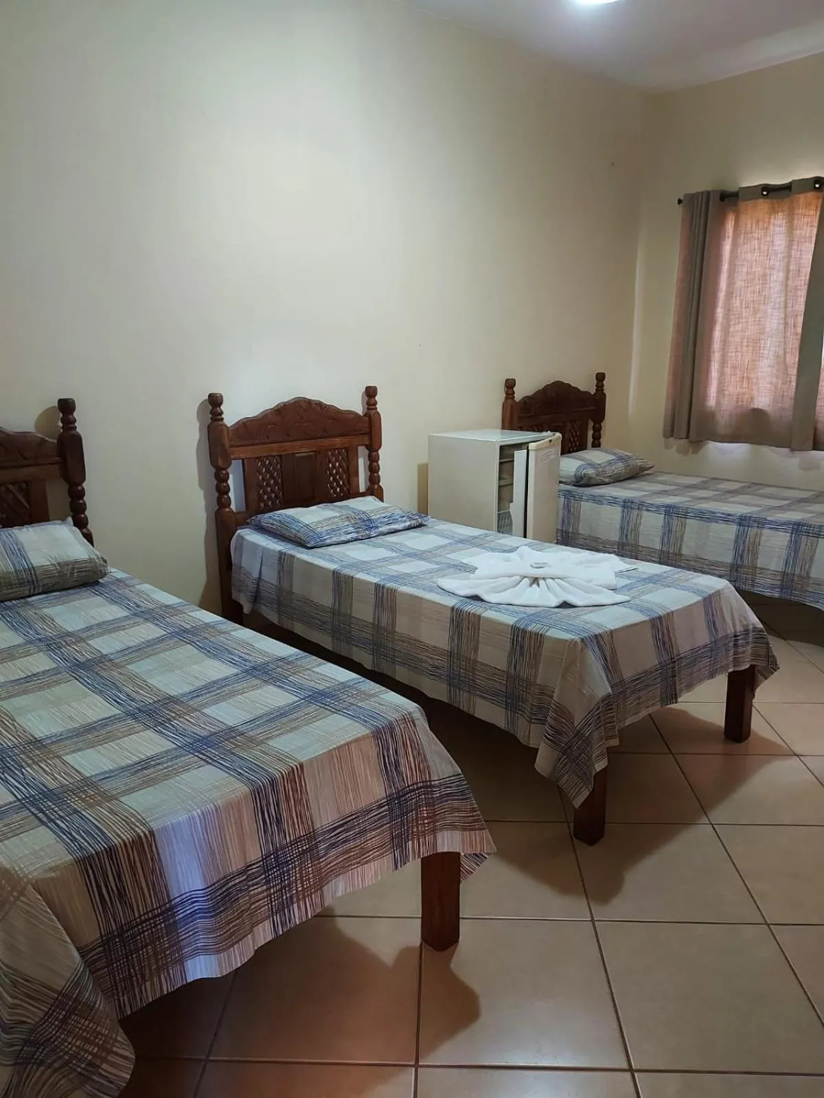 Photo of the whole room, Bed in Hotel Colonial