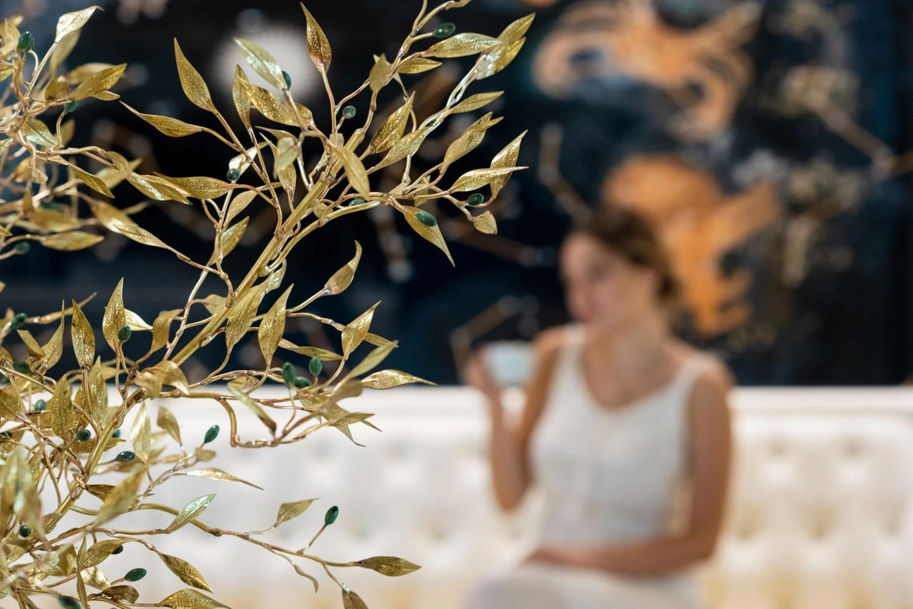 People in Hotel Galaxias