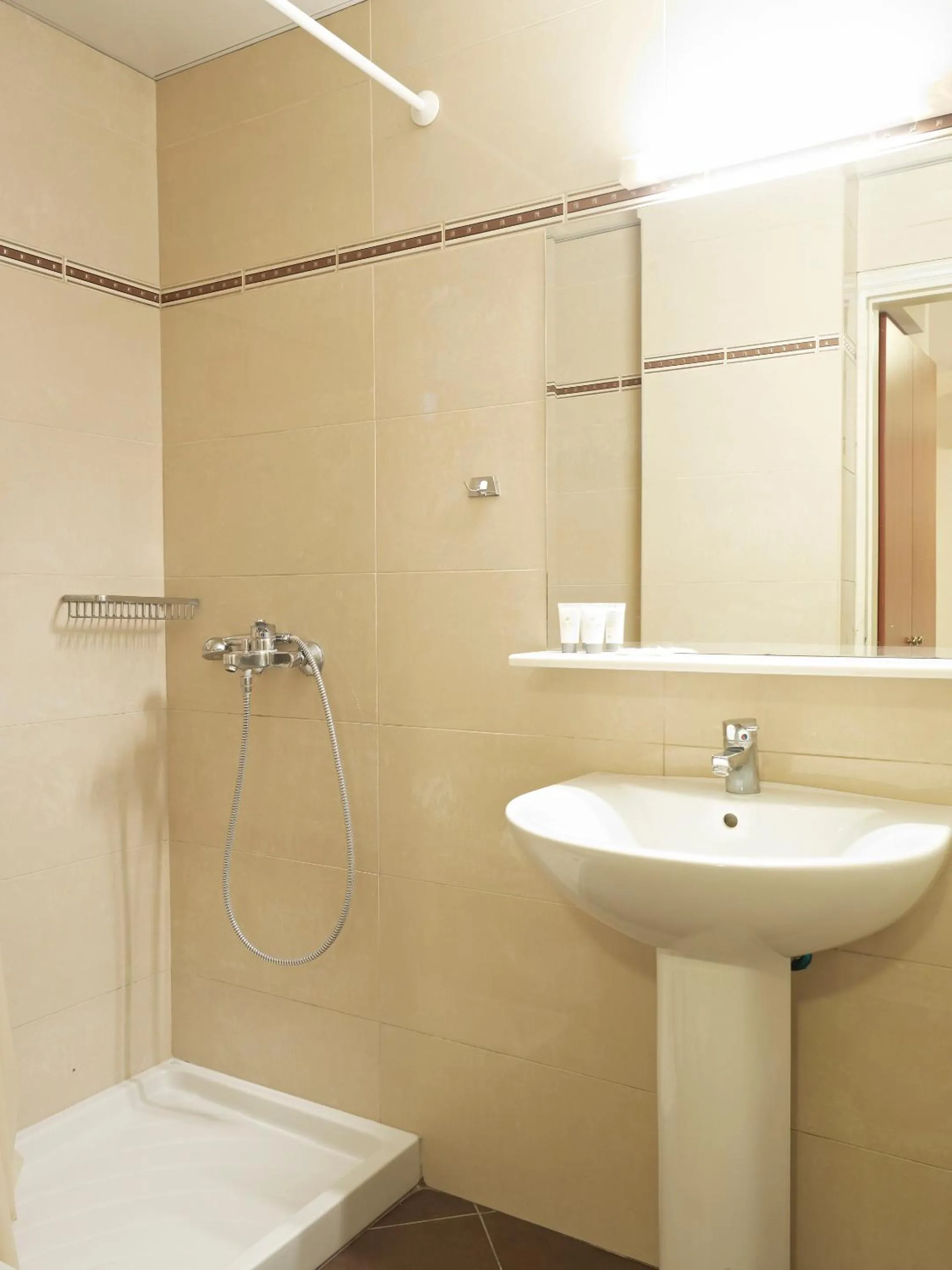 Toilet in Hotel Galaxias