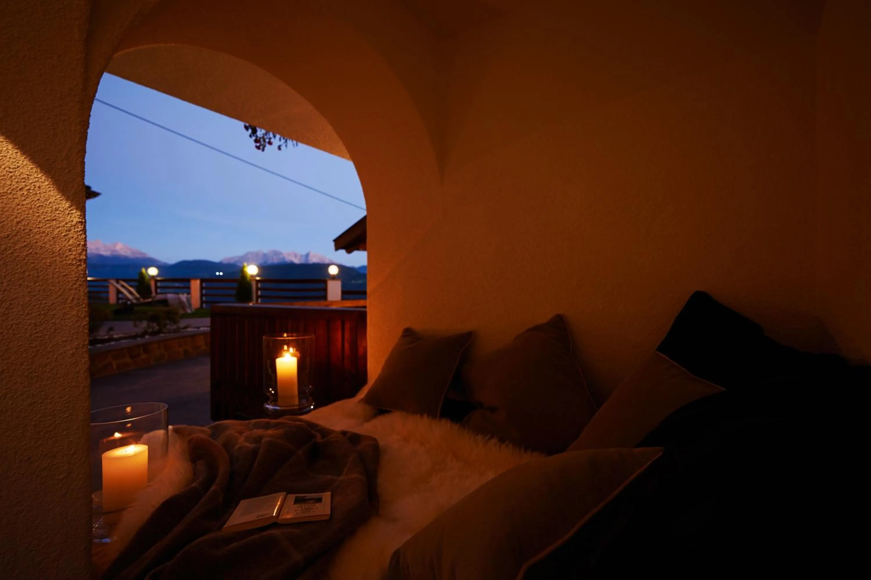 Garden, Bed in Chalet Grumer Suites&Spa