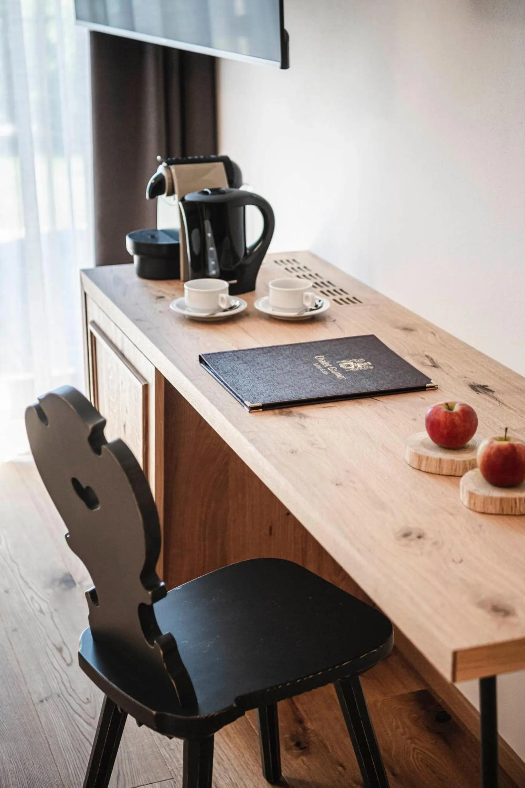 hair dresser in Chalet Grumer Suites&Spa