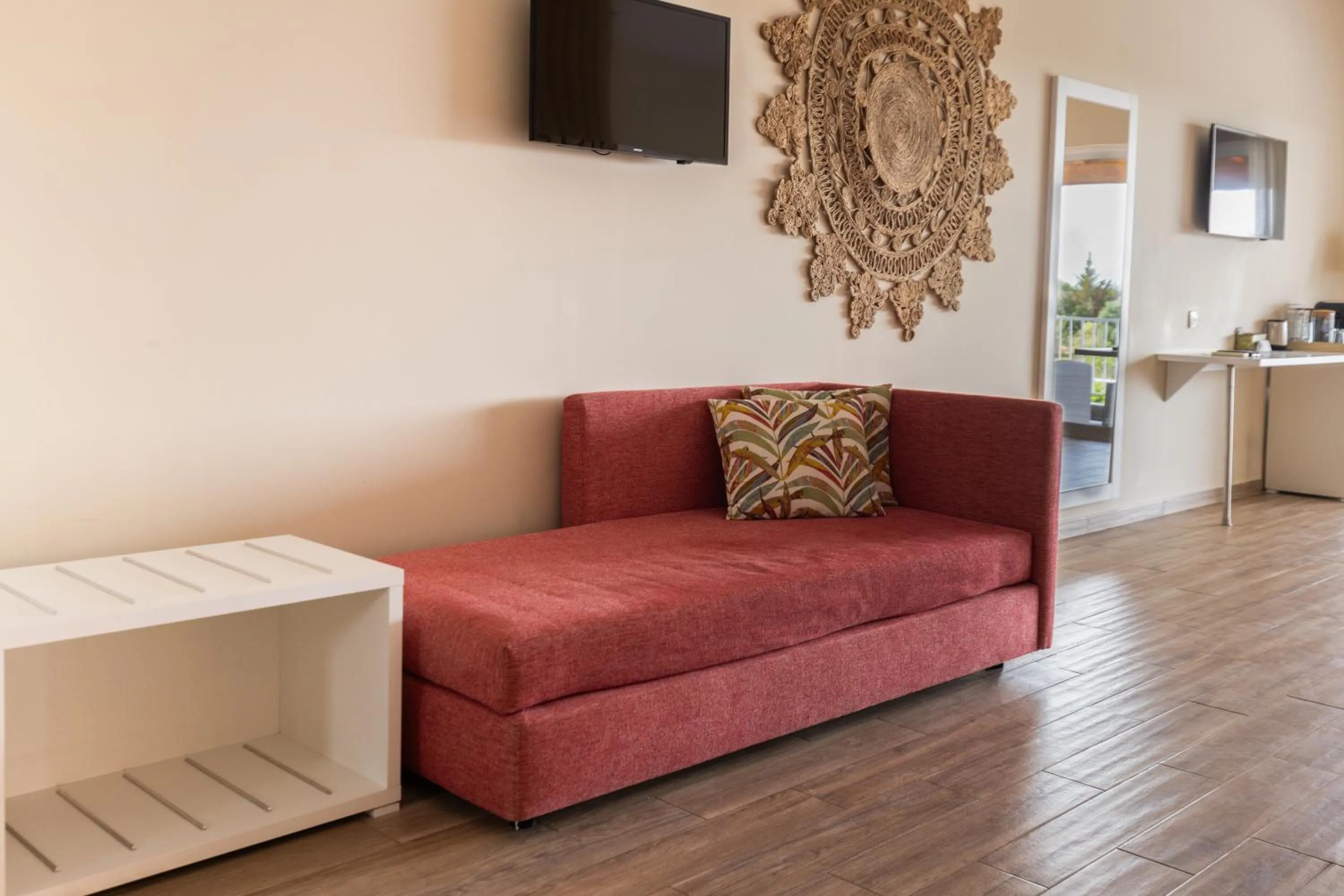 TV and multimedia in Hotel Rural Quinta do Marco - Nature & Dining