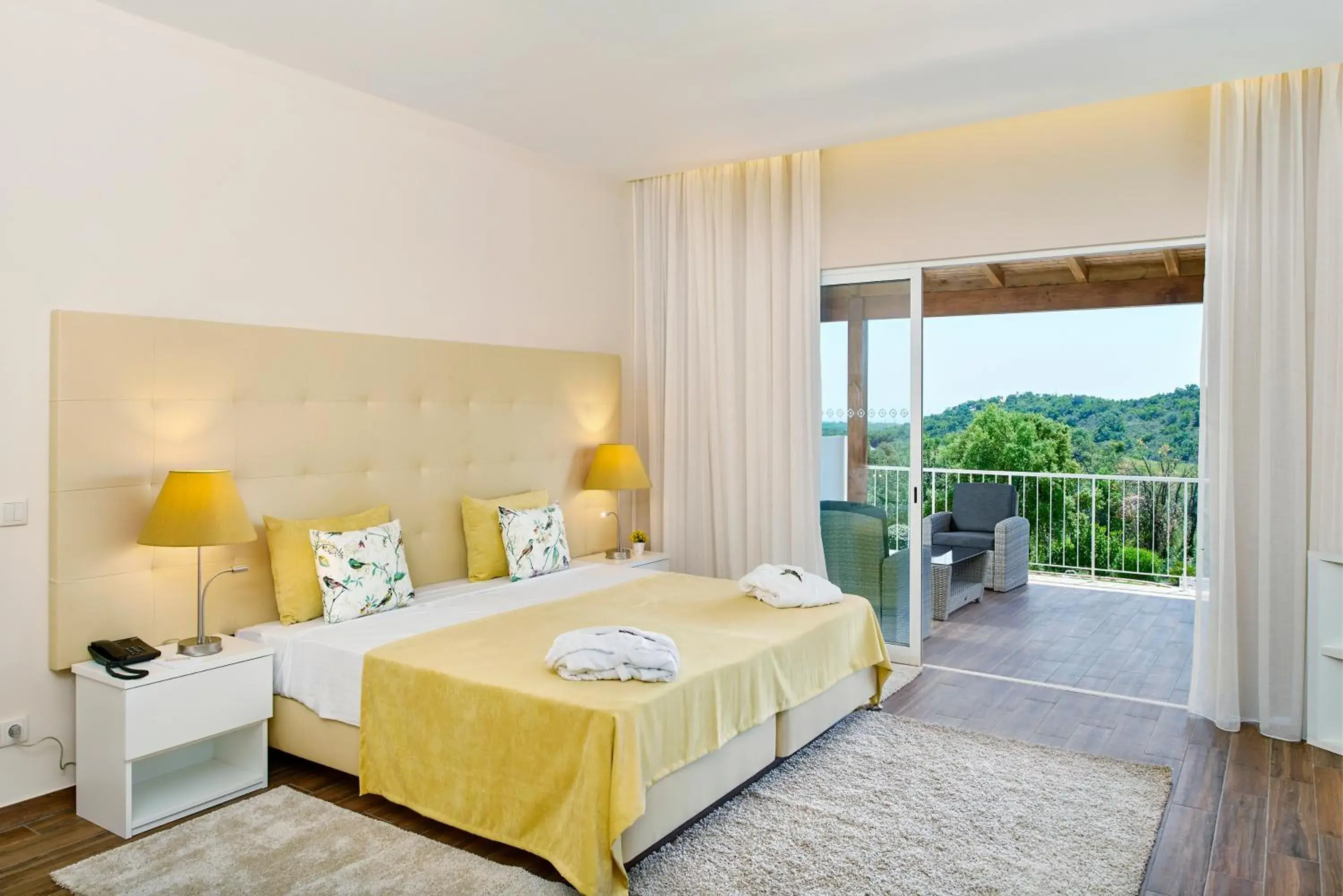 Bed in Hotel Rural Quinta do Marco - Nature & Dining Bed in Hotel Rural Quinta do Marco - Nature & Dining