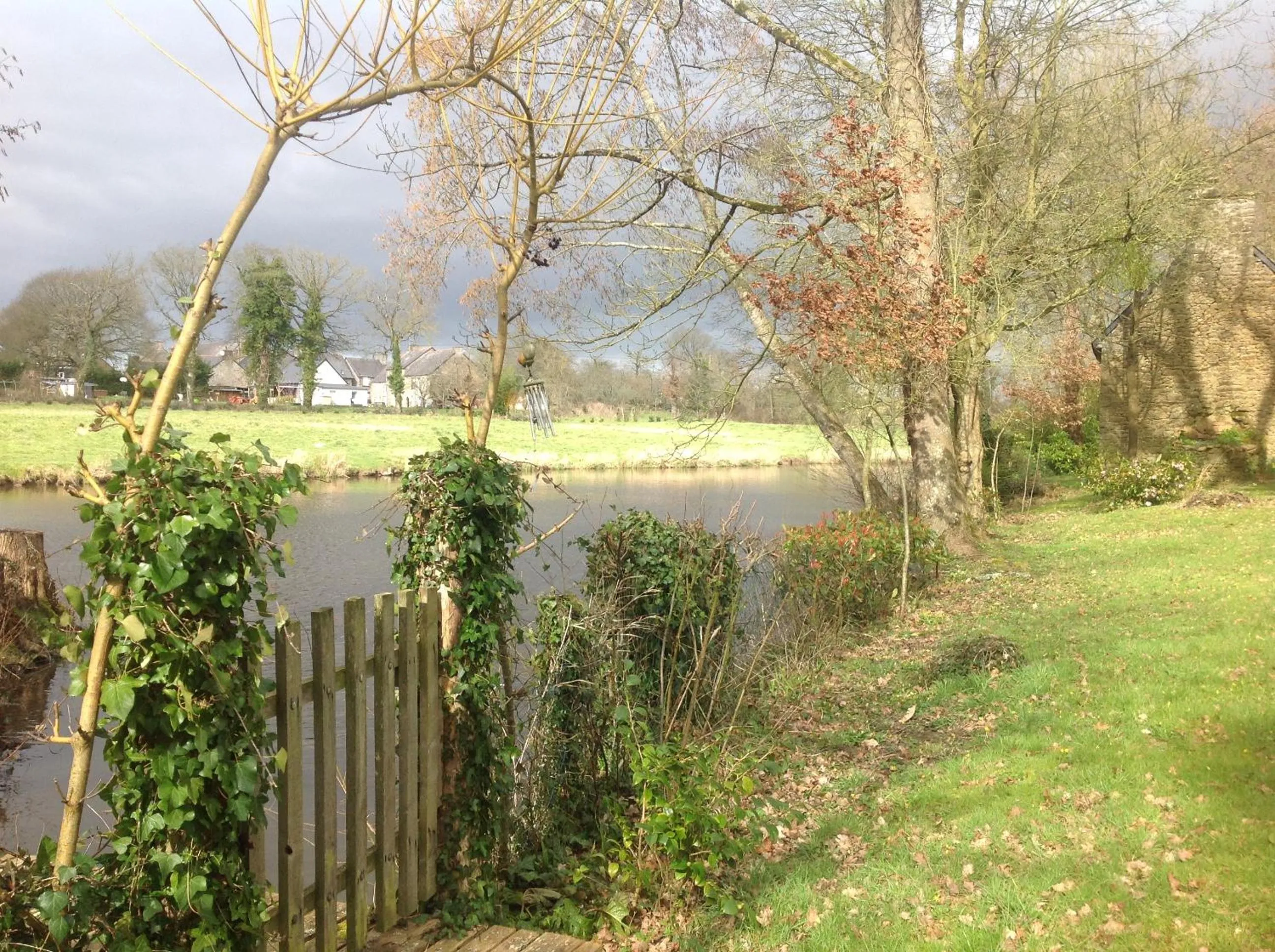 Lake view in Au Pont Ricoul
