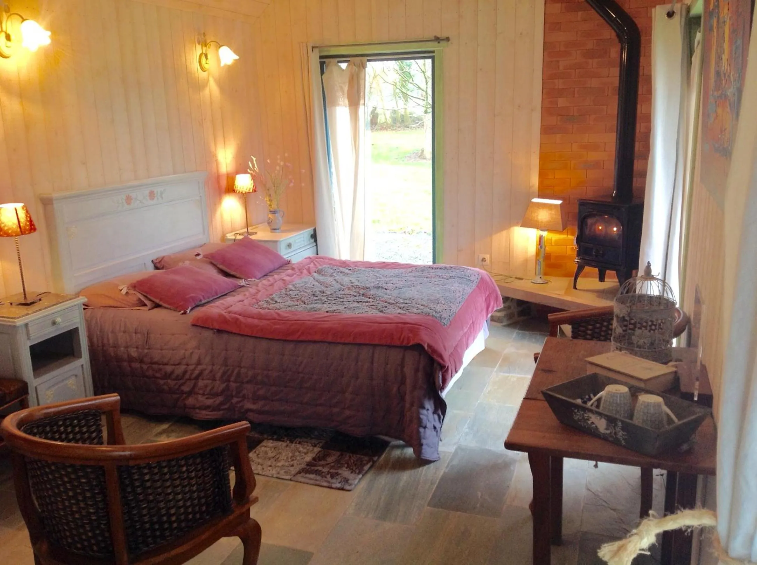 Garden view in Au Pont Ricoul