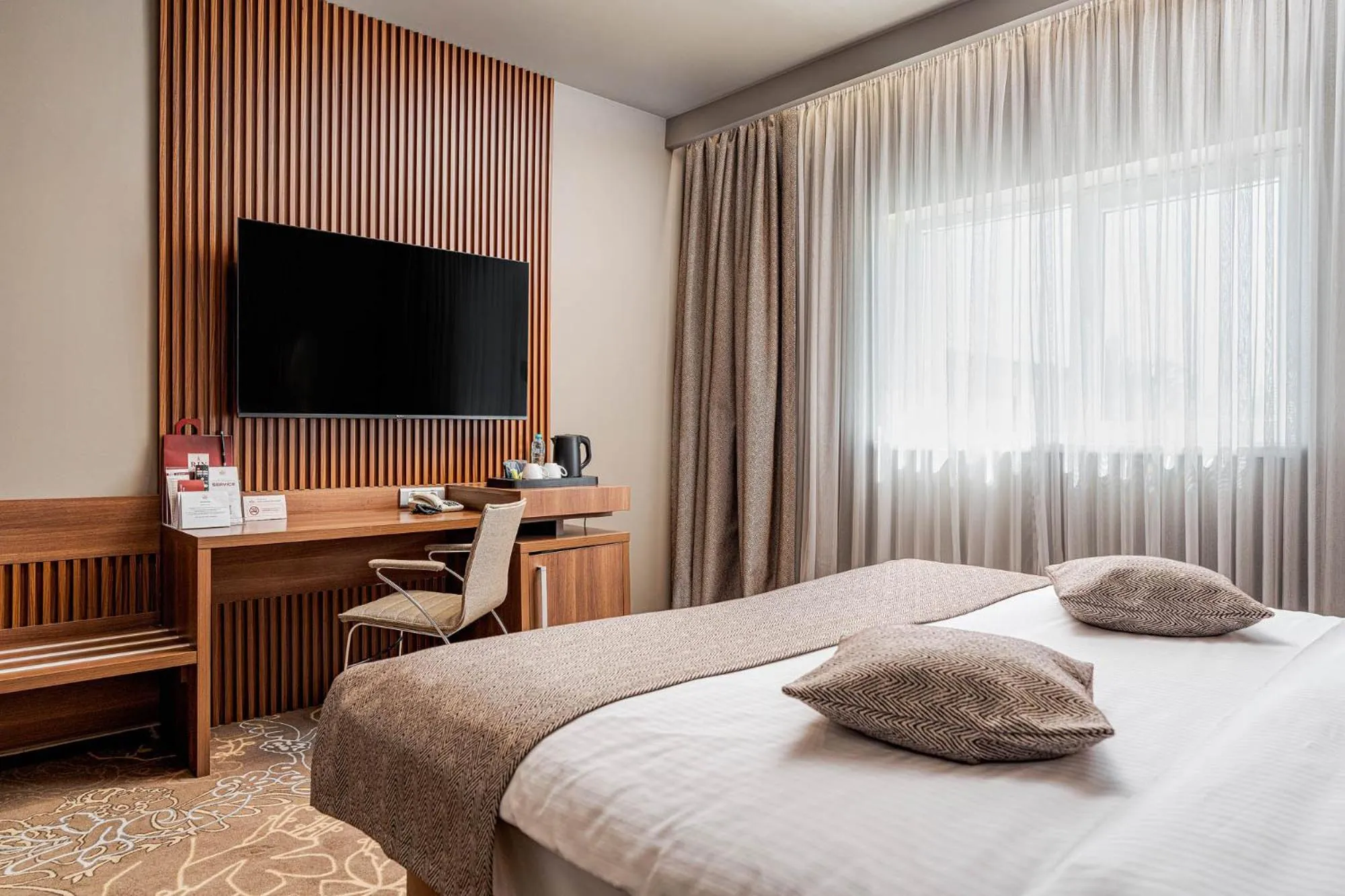 Bedroom, Bed in RIN Airport Hotel