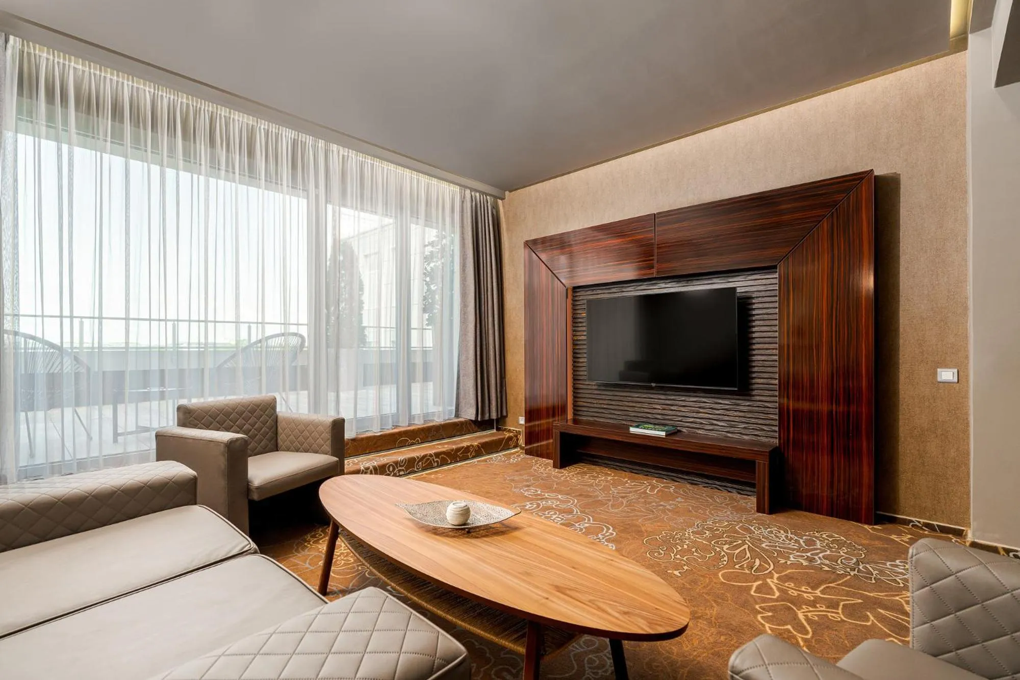 Living room in RIN Airport Hotel