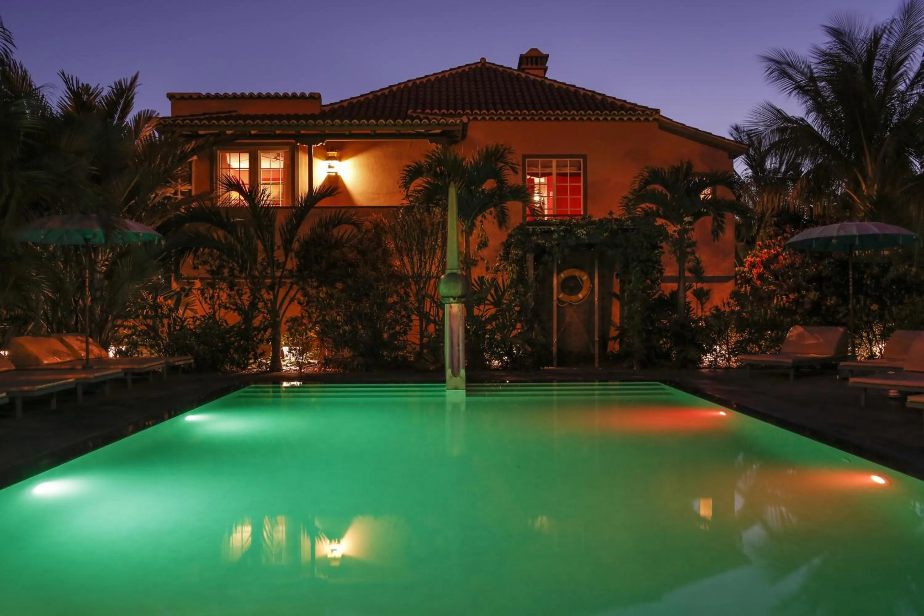 Swimming pool in Hotel Hacienda de Abajo-Adults Only-Lujo