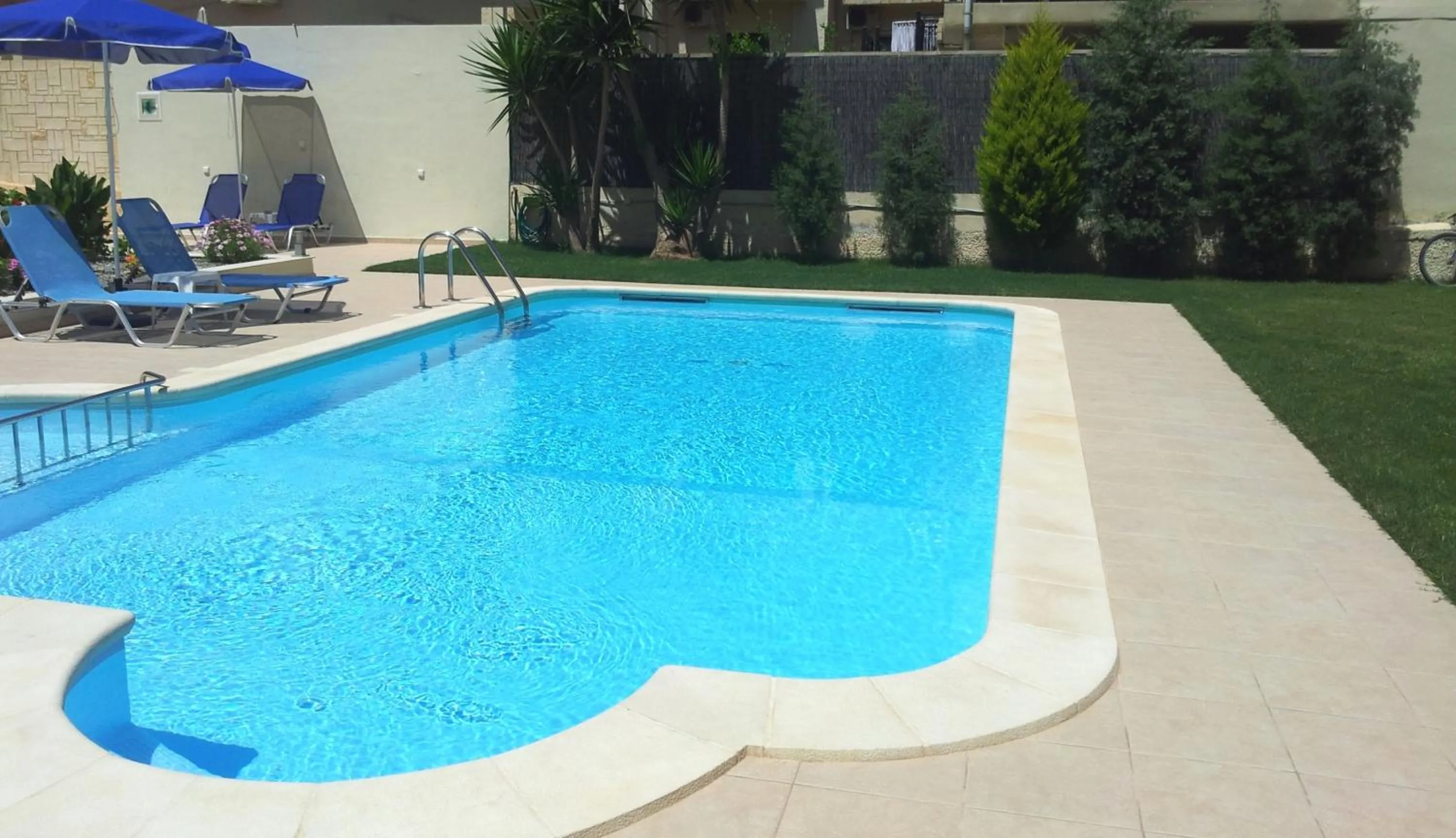 Garden in Nicolas Studios & Apartments