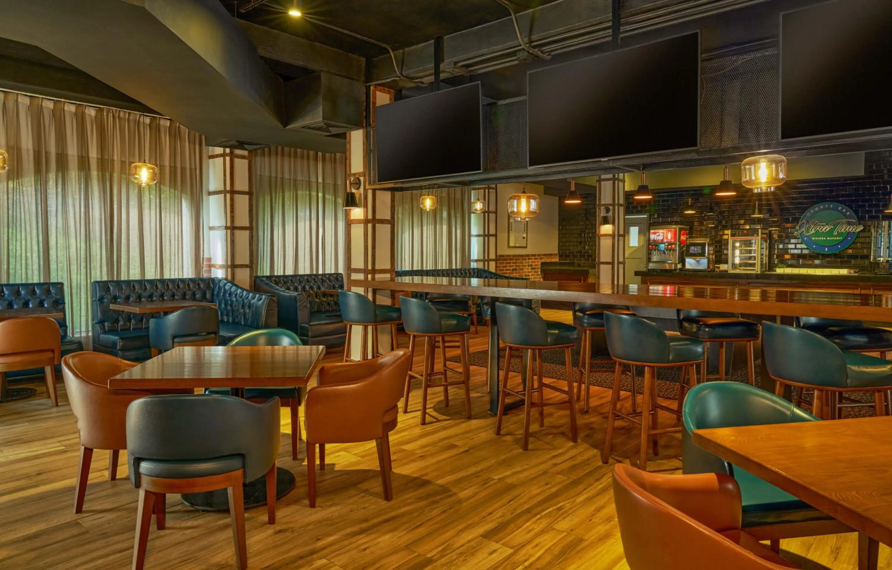 Lounge or bar in Family Selection at Grand Palladium Vallarta Resort & Spa - All Inclusive