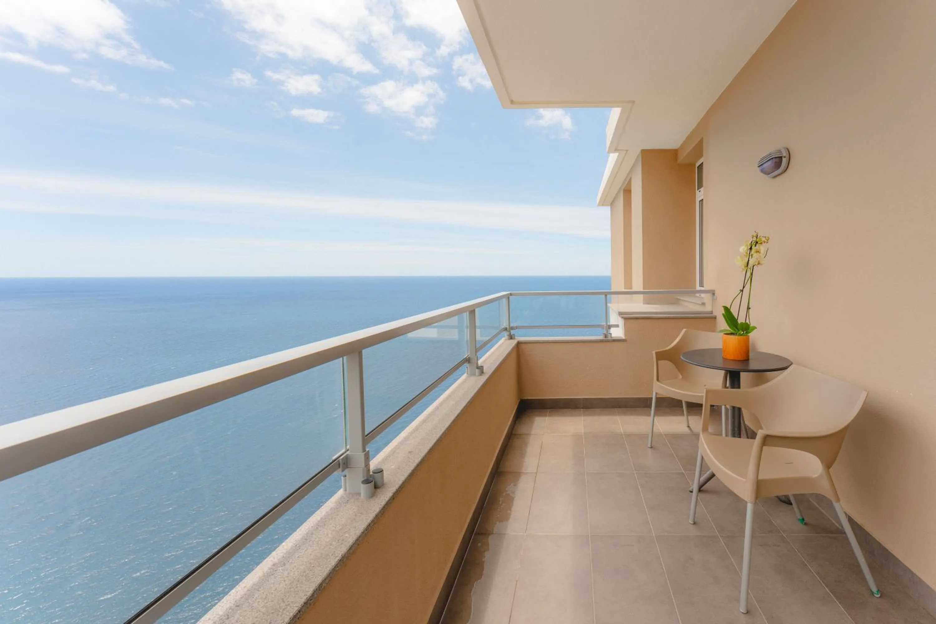 Balcony/Terrace in Duas Torres Hotel