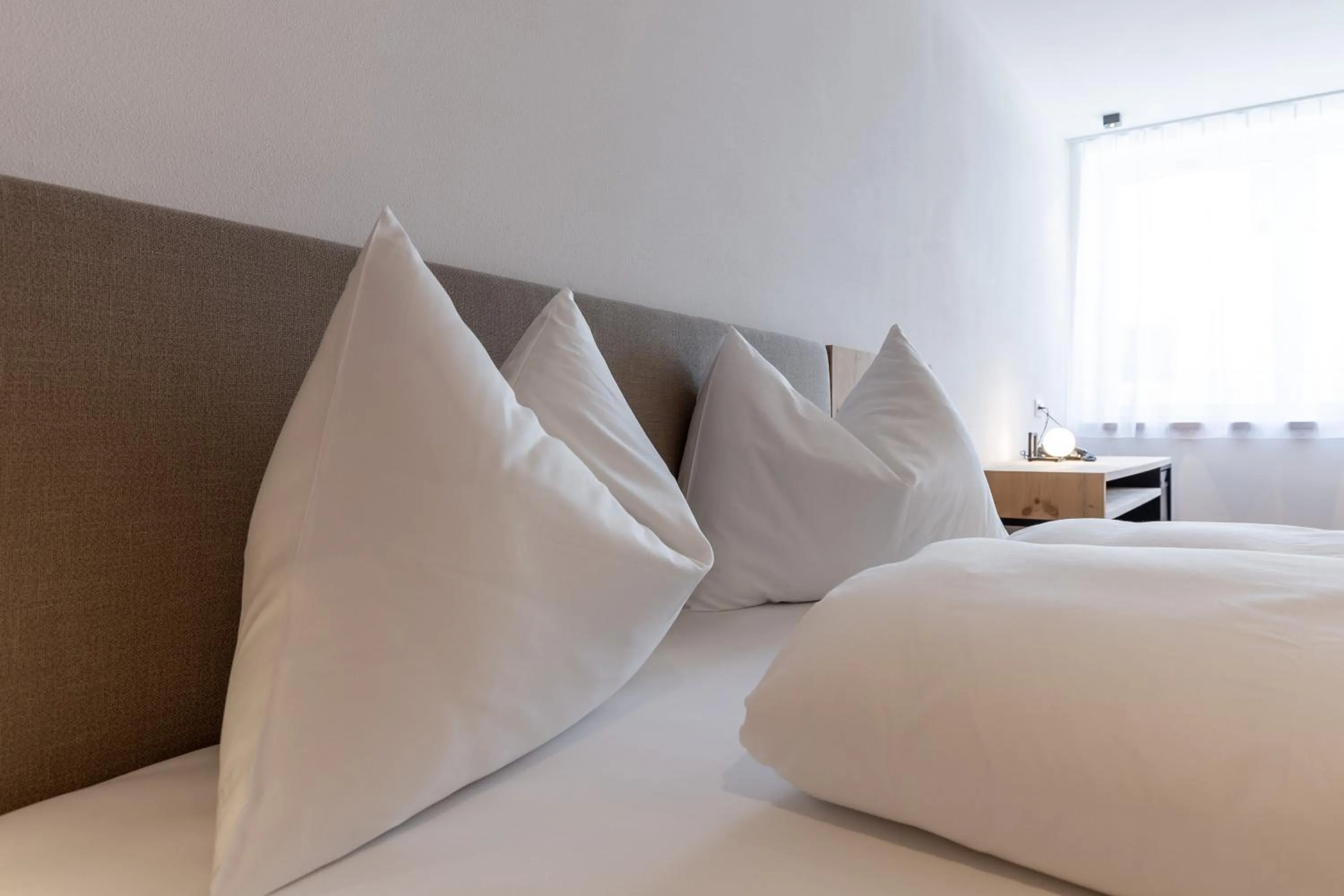 Bedroom, Bed in Hotel Alpenrose