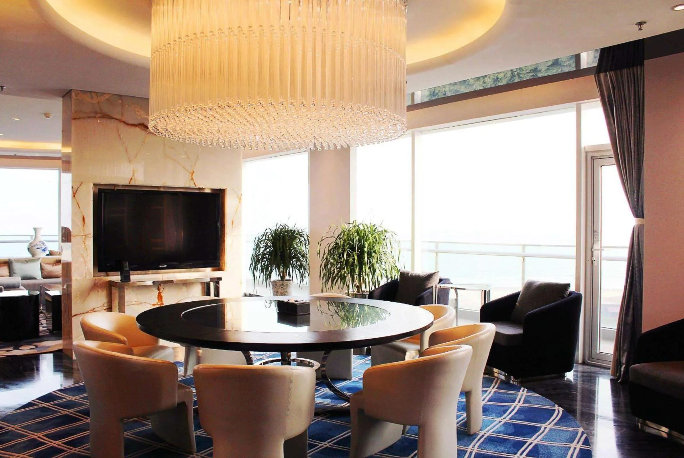 Photo of the whole room in Wyndham Grand Qingdao