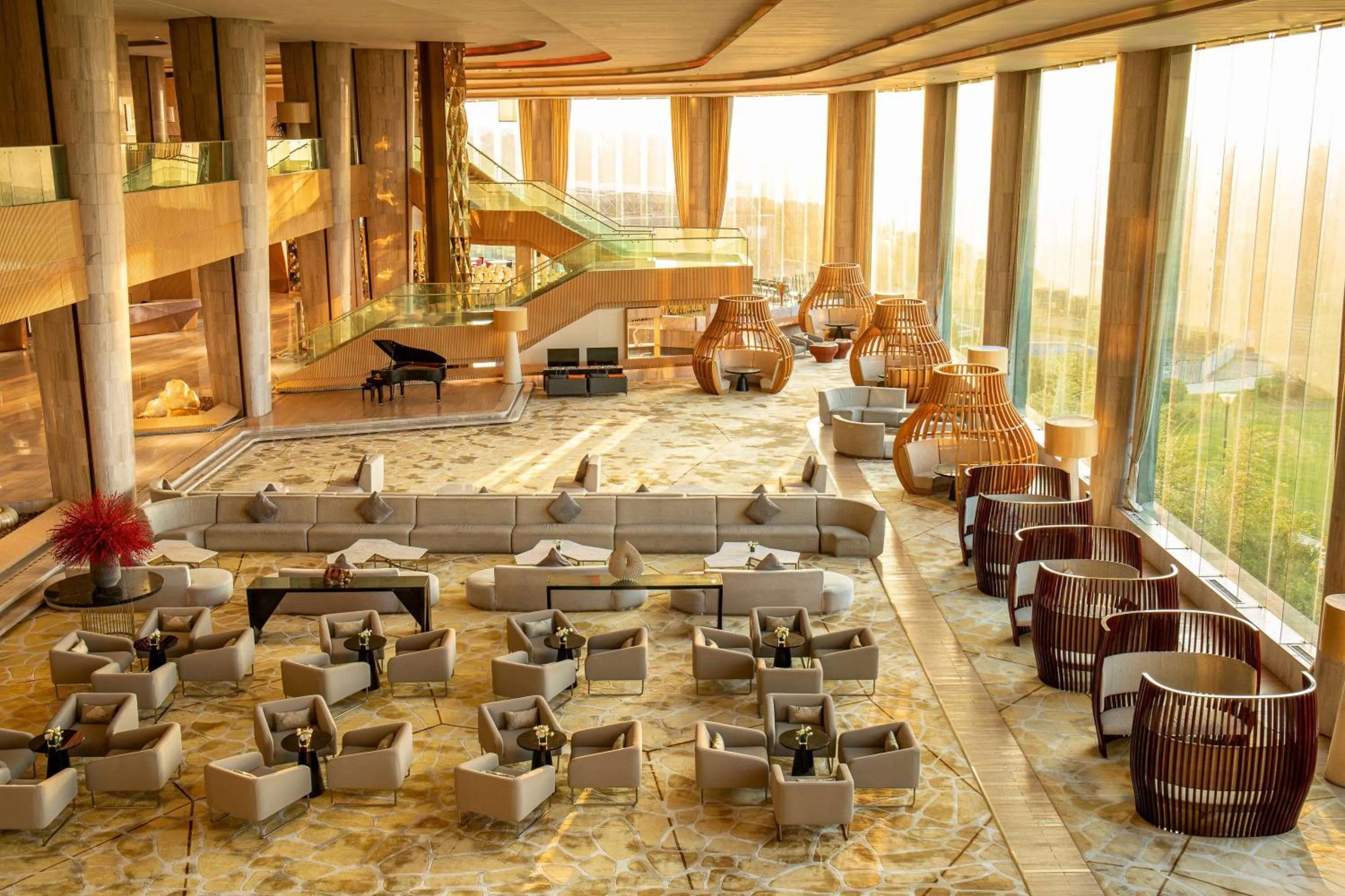 Lobby or reception in Wyndham Grand Qingdao