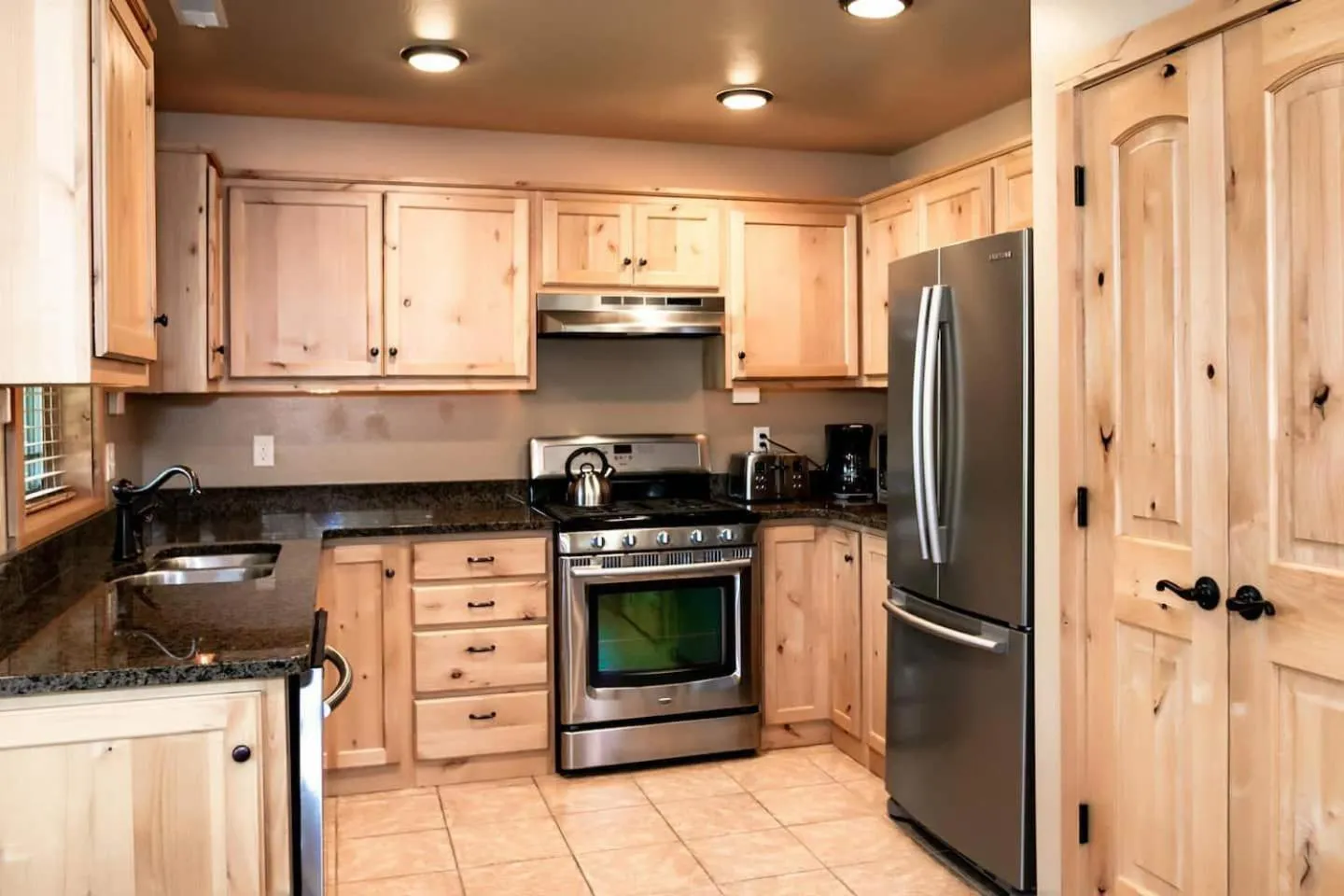 Kitchen or kitchenette in The Raspberry Garden Luxury Hotel & Suites