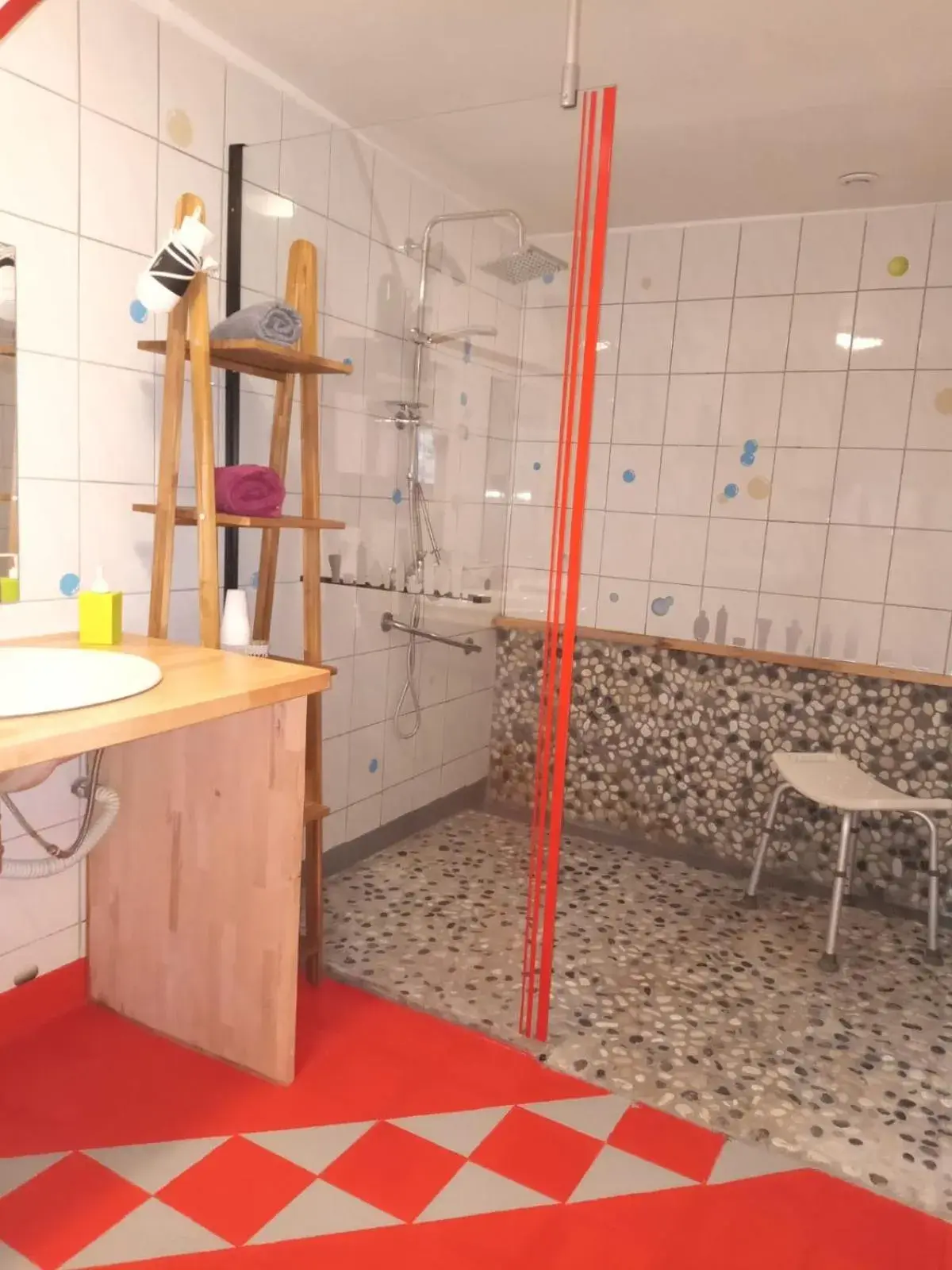 Double Room - Disability Access in Chambres d'hôtes La Charmante Double Room - Disability Access in Chambres d'hôtes La Charmante