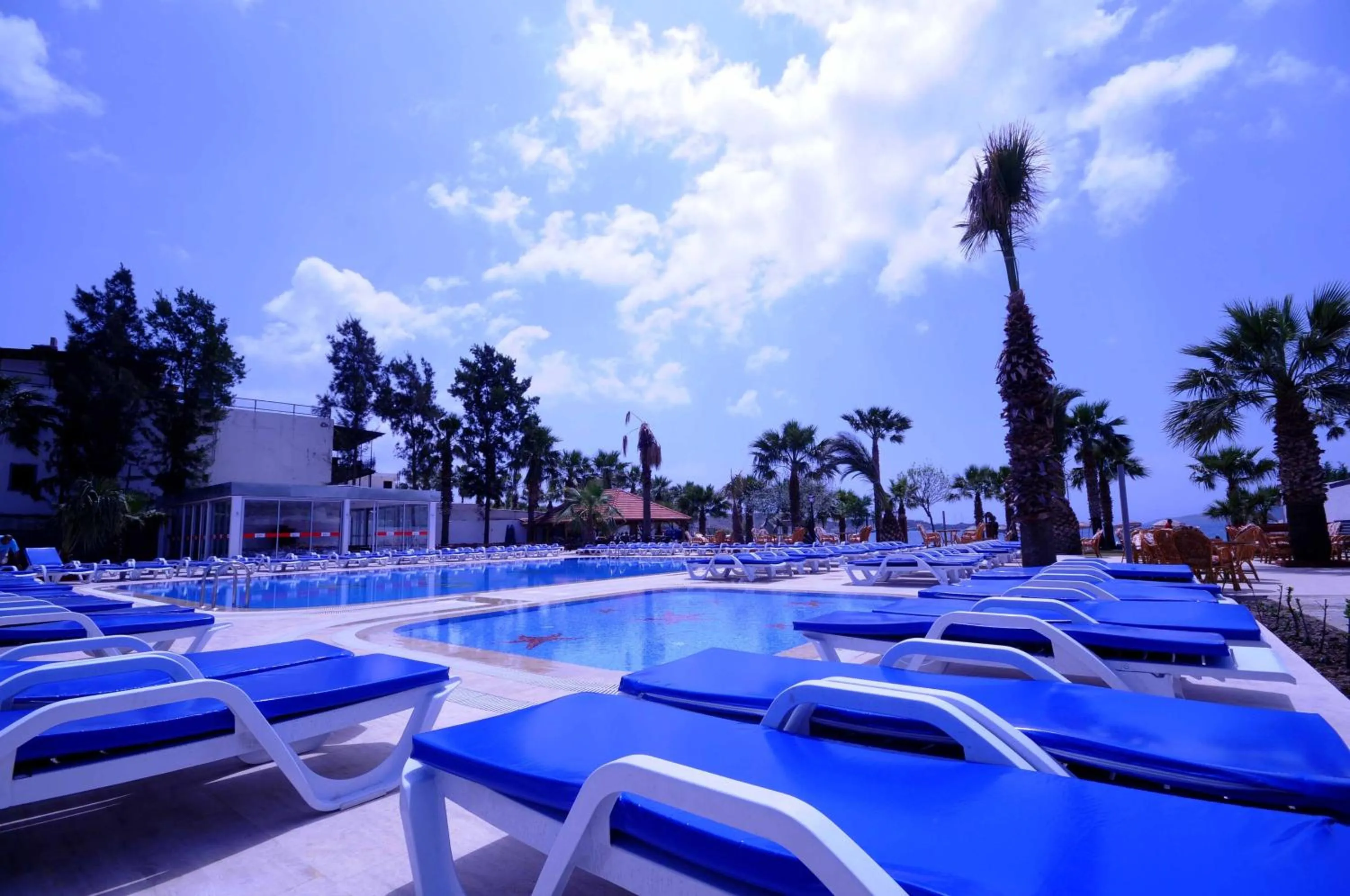 Day in Nagi Beach Hotel