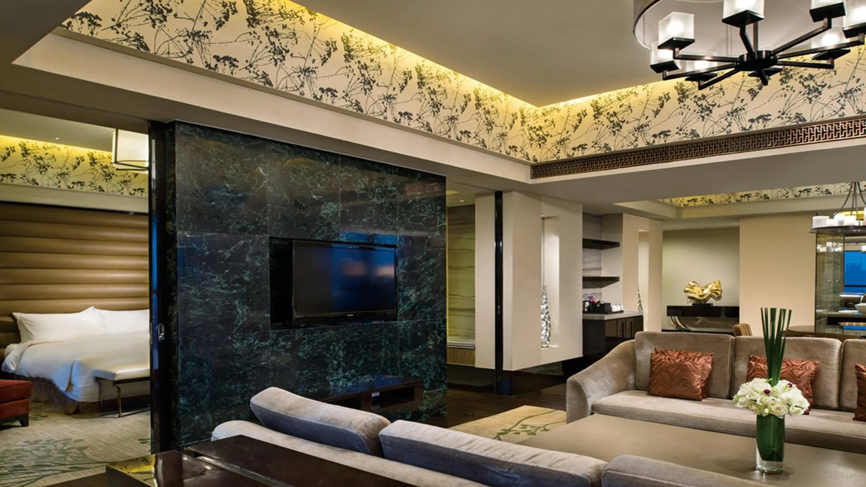 Photo of the whole room in Crowne Plaza Hefei by IHG