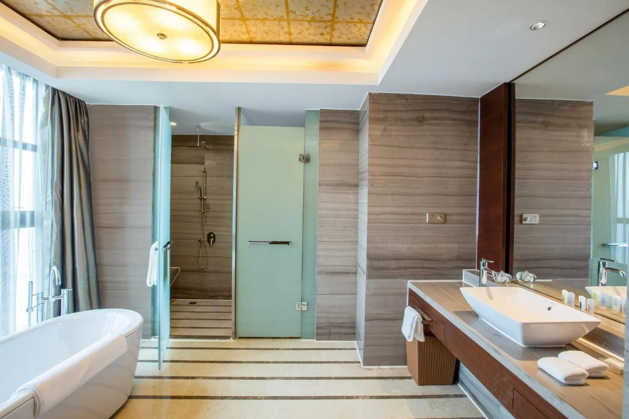 Bathroom in Crowne Plaza Hefei by IHG Bathroom in Crowne Plaza Hefei by IHG